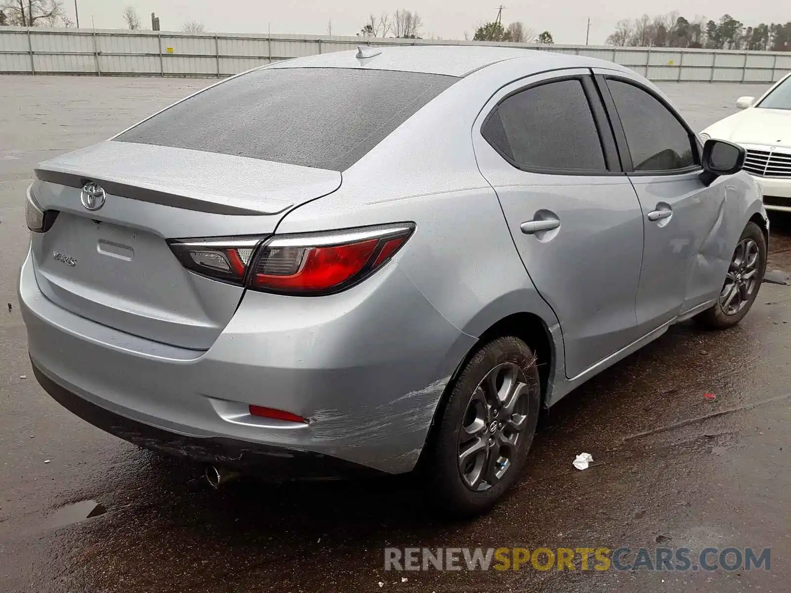 4 Photograph of a damaged car 3MYDLBYV3KY500426 TOYOTA YARIS 2019