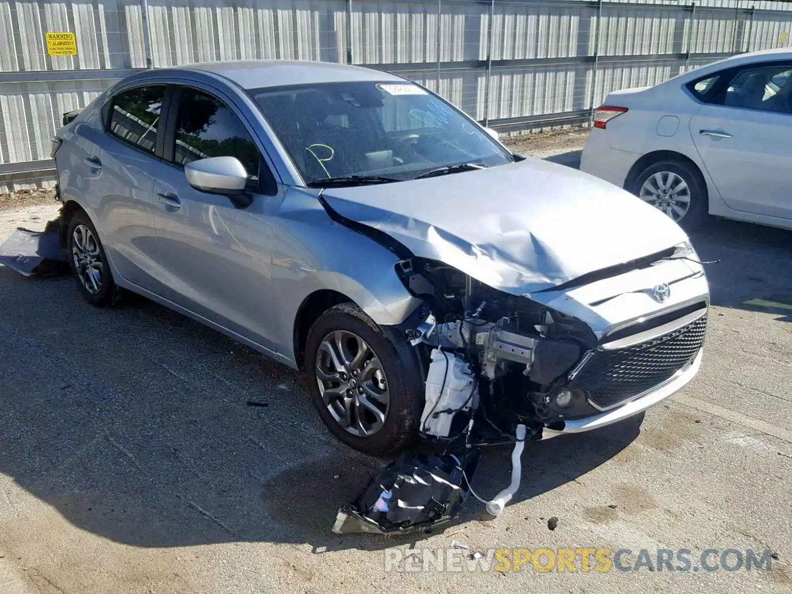 1 Photograph of a damaged car 3MYDLBYV3KY502340 TOYOTA YARIS 2019