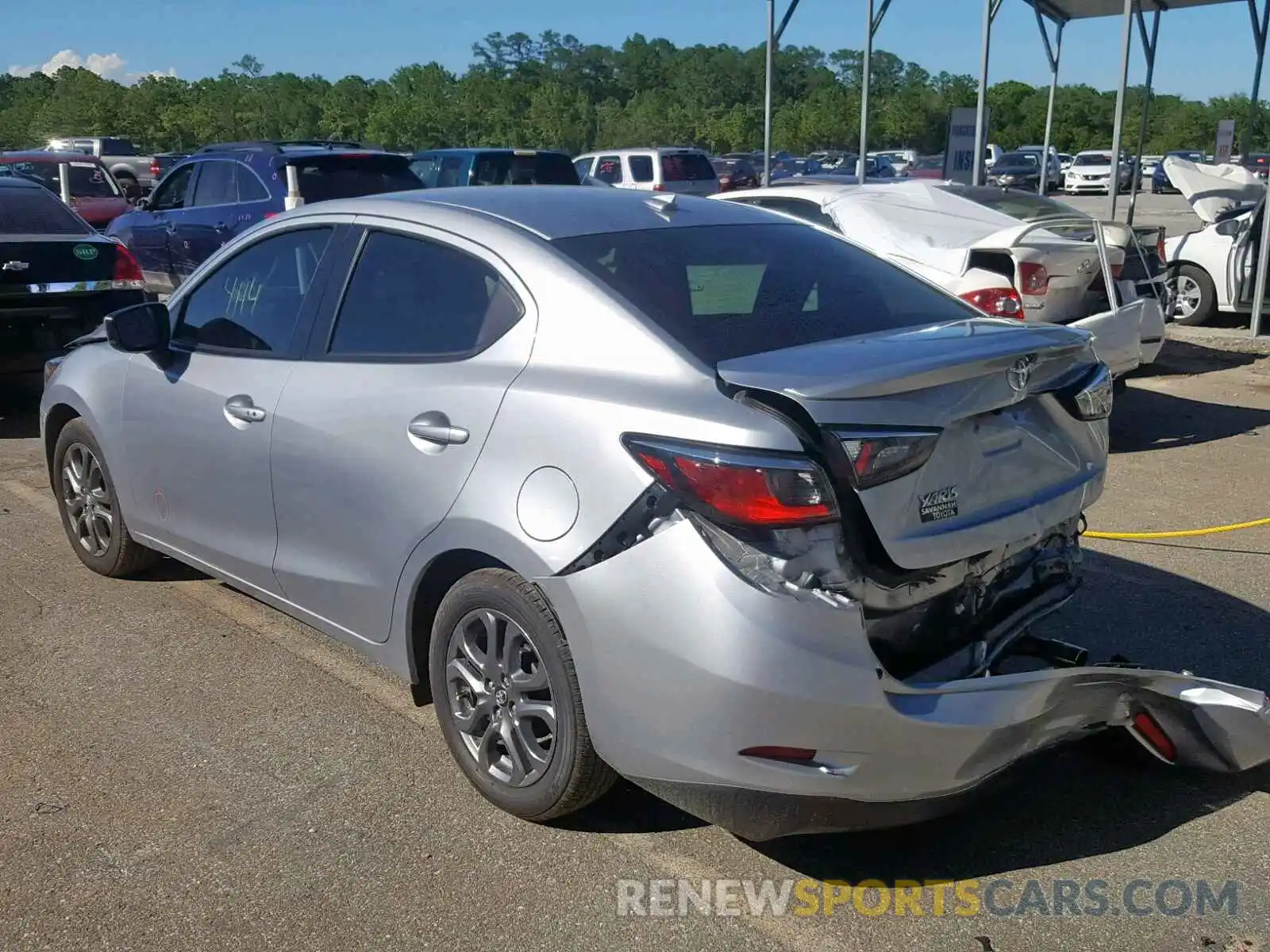 3 Photograph of a damaged car 3MYDLBYV3KY502340 TOYOTA YARIS 2019