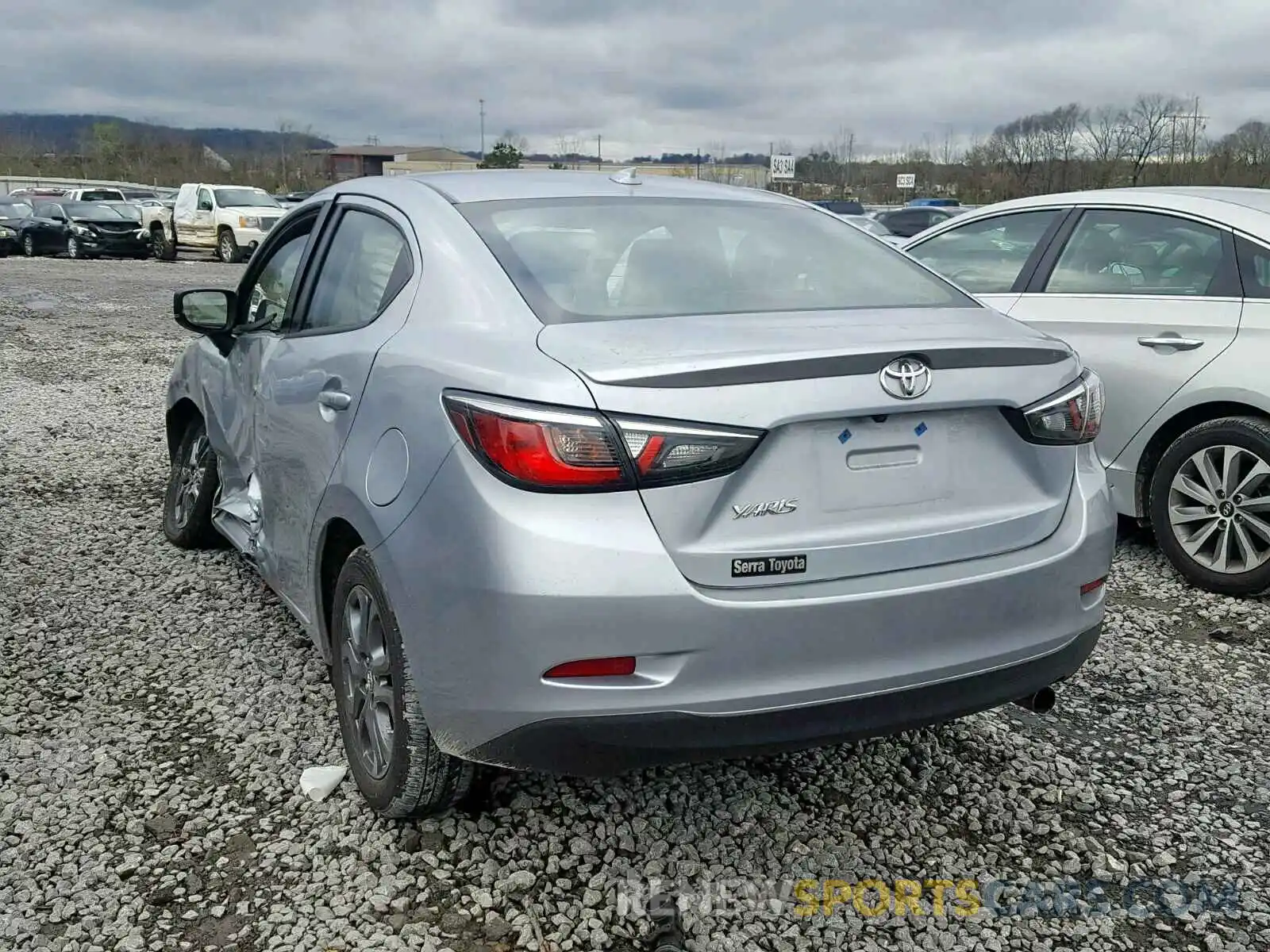 3 Photograph of a damaged car 3MYDLBYV3KY503083 TOYOTA YARIS 2019