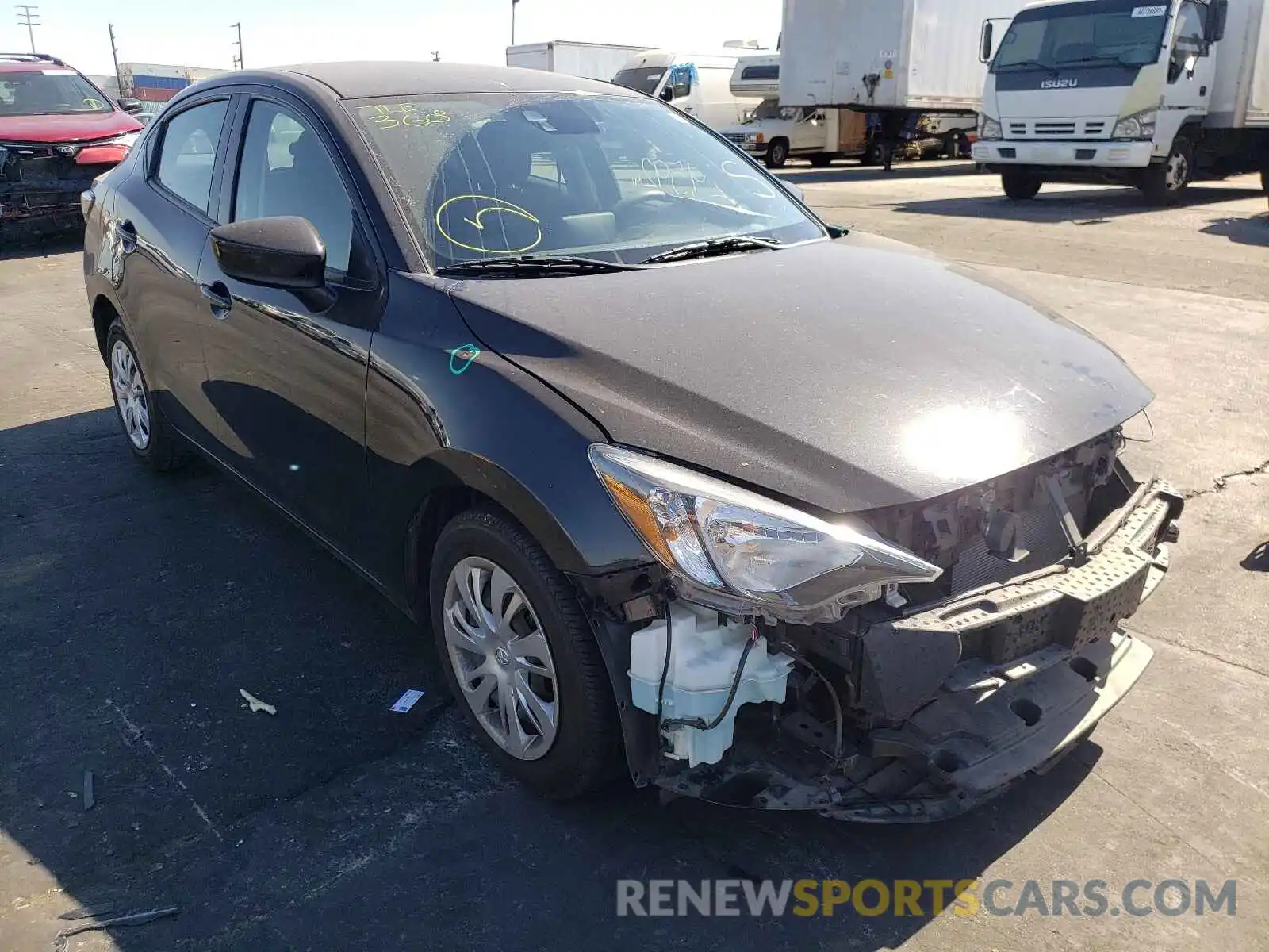 1 Photograph of a damaged car 3MYDLBYV3KY503553 TOYOTA YARIS 2019