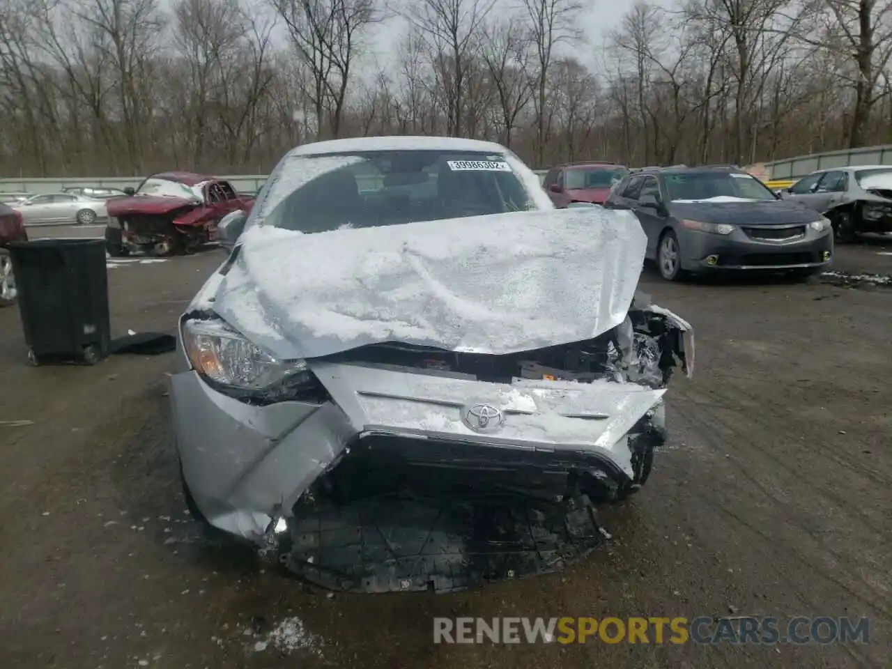 9 Photograph of a damaged car 3MYDLBYV3KY503892 TOYOTA YARIS 2019