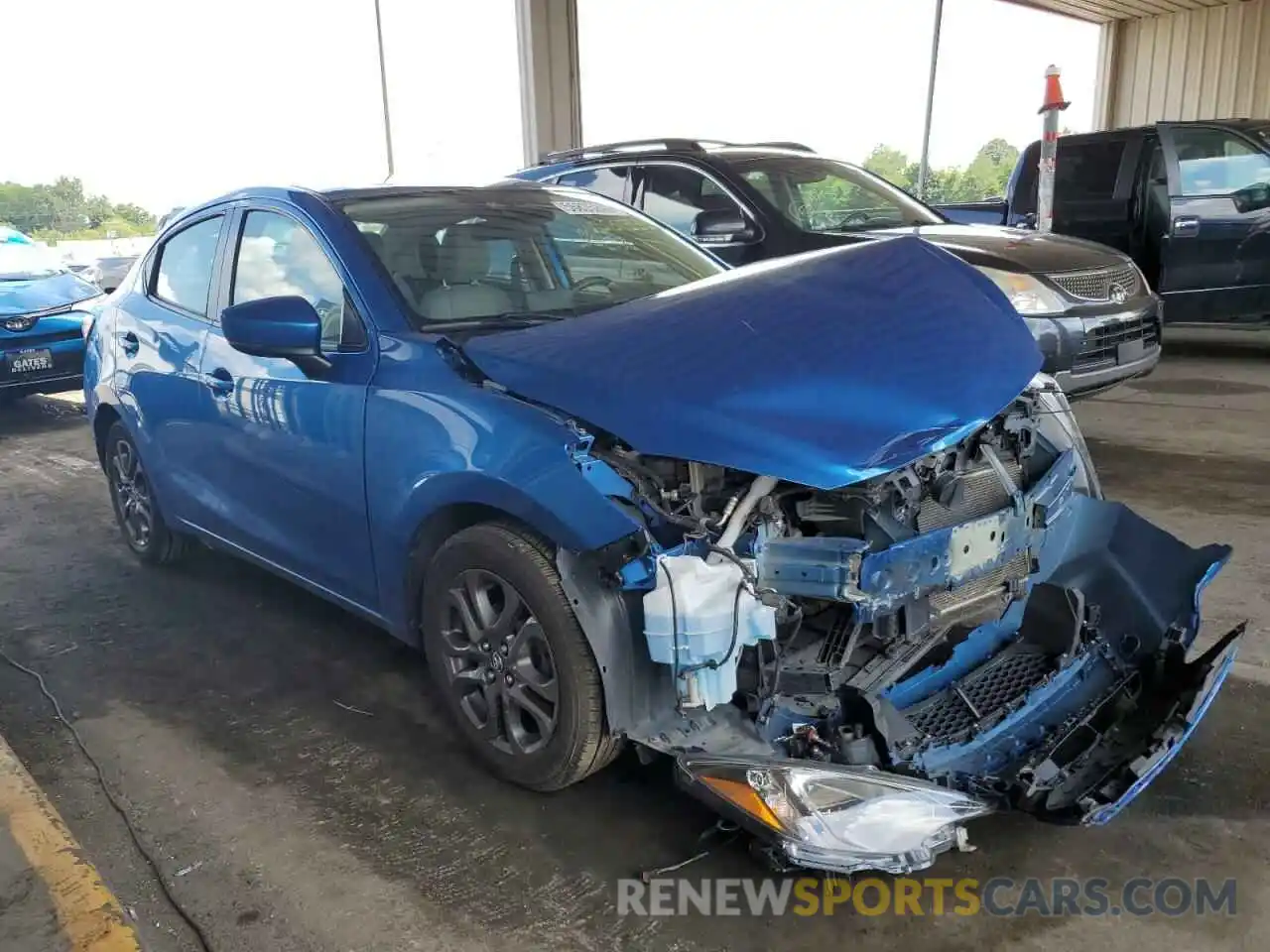 1 Photograph of a damaged car 3MYDLBYV3KY504816 TOYOTA YARIS 2019