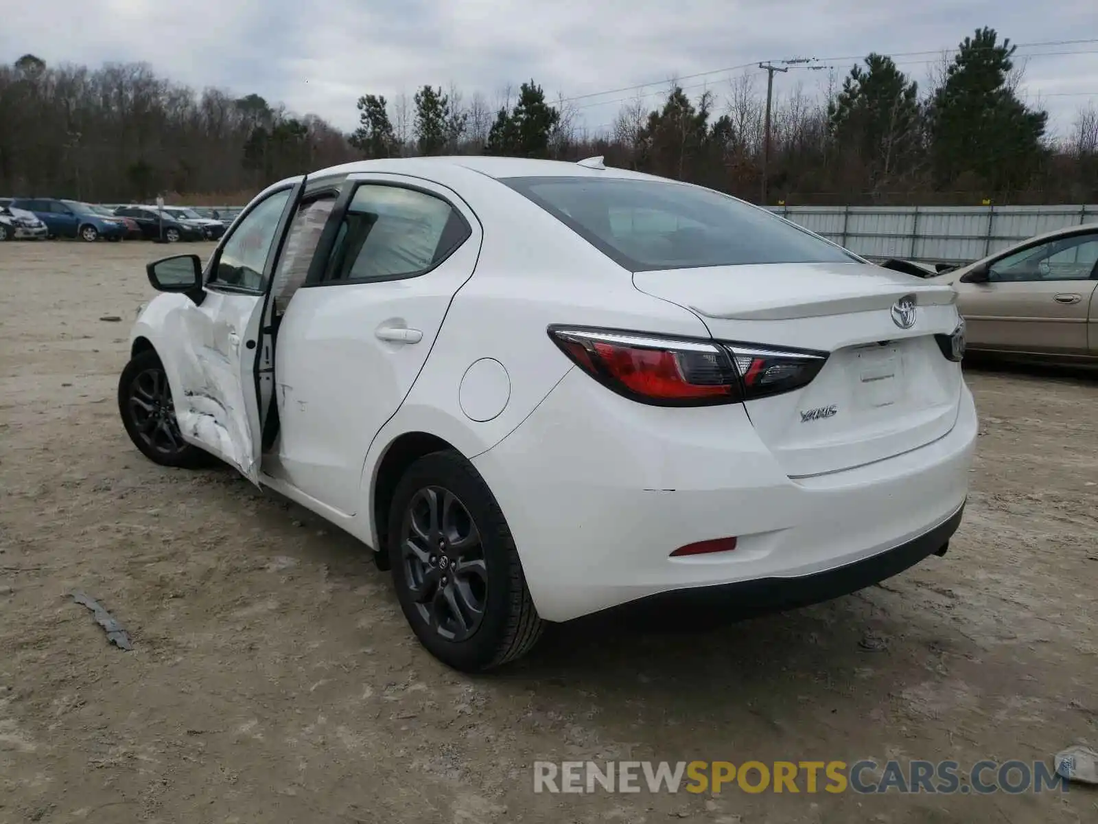 3 Photograph of a damaged car 3MYDLBYV3KY505366 TOYOTA YARIS 2019