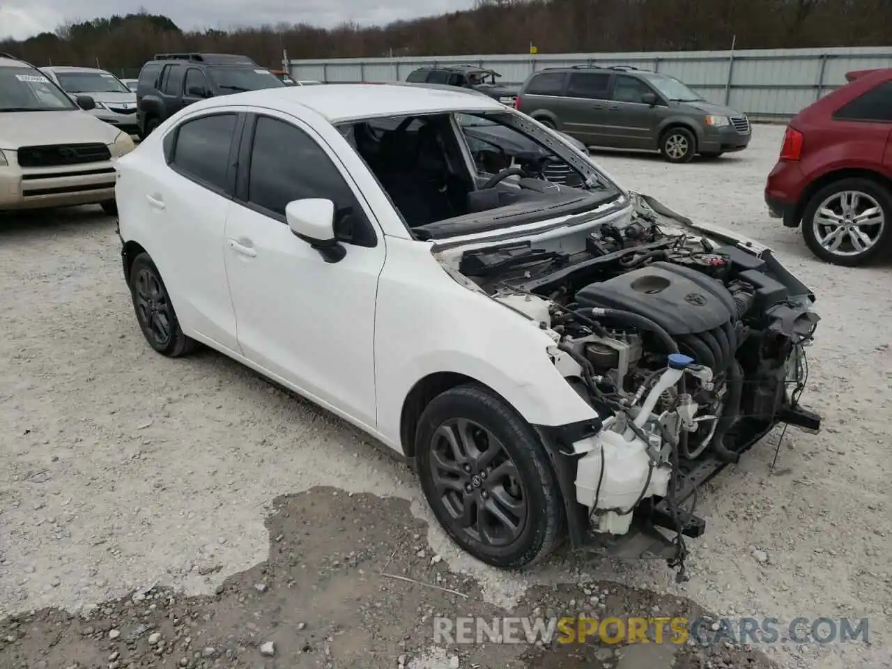 1 Photograph of a damaged car 3MYDLBYV3KY506811 TOYOTA YARIS 2019