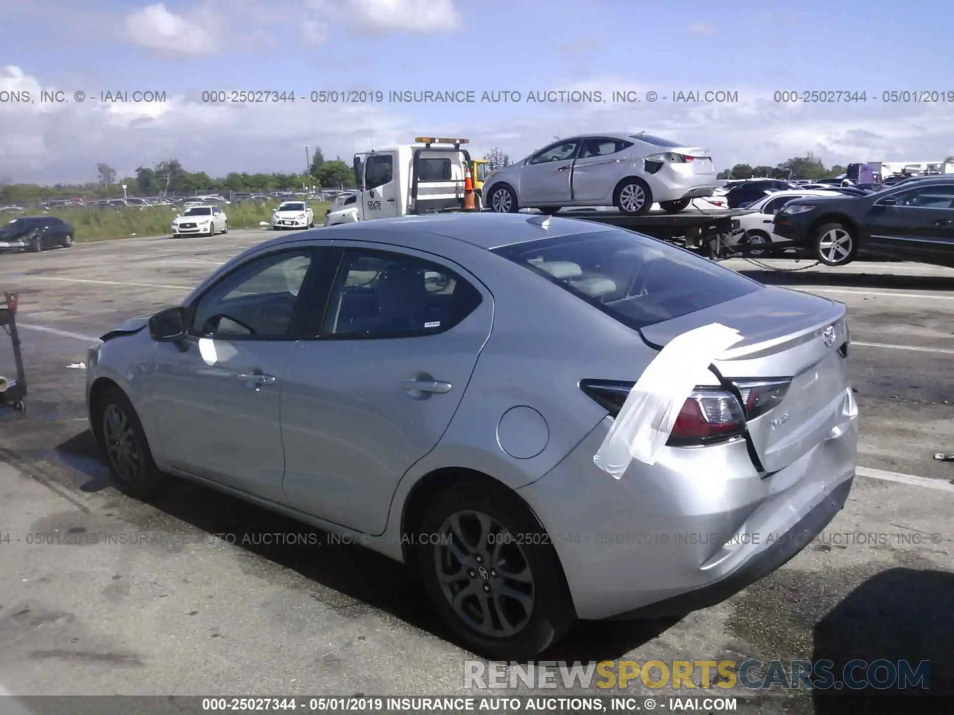 3 Photograph of a damaged car 3MYDLBYV3KY507487 TOYOTA YARIS 2019