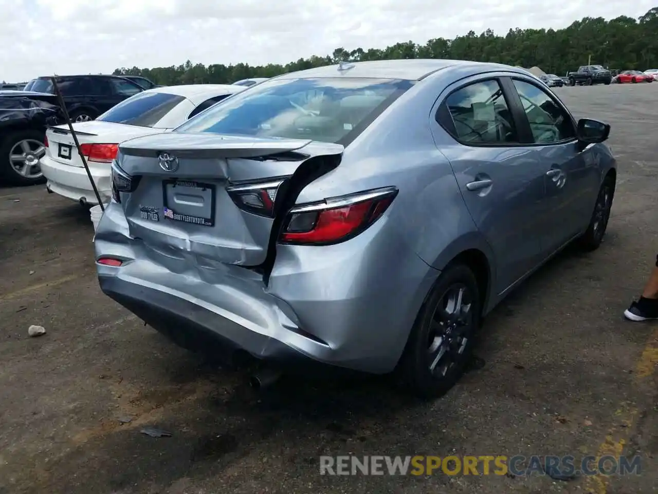 4 Photograph of a damaged car 3MYDLBYV3KY510194 TOYOTA YARIS 2019