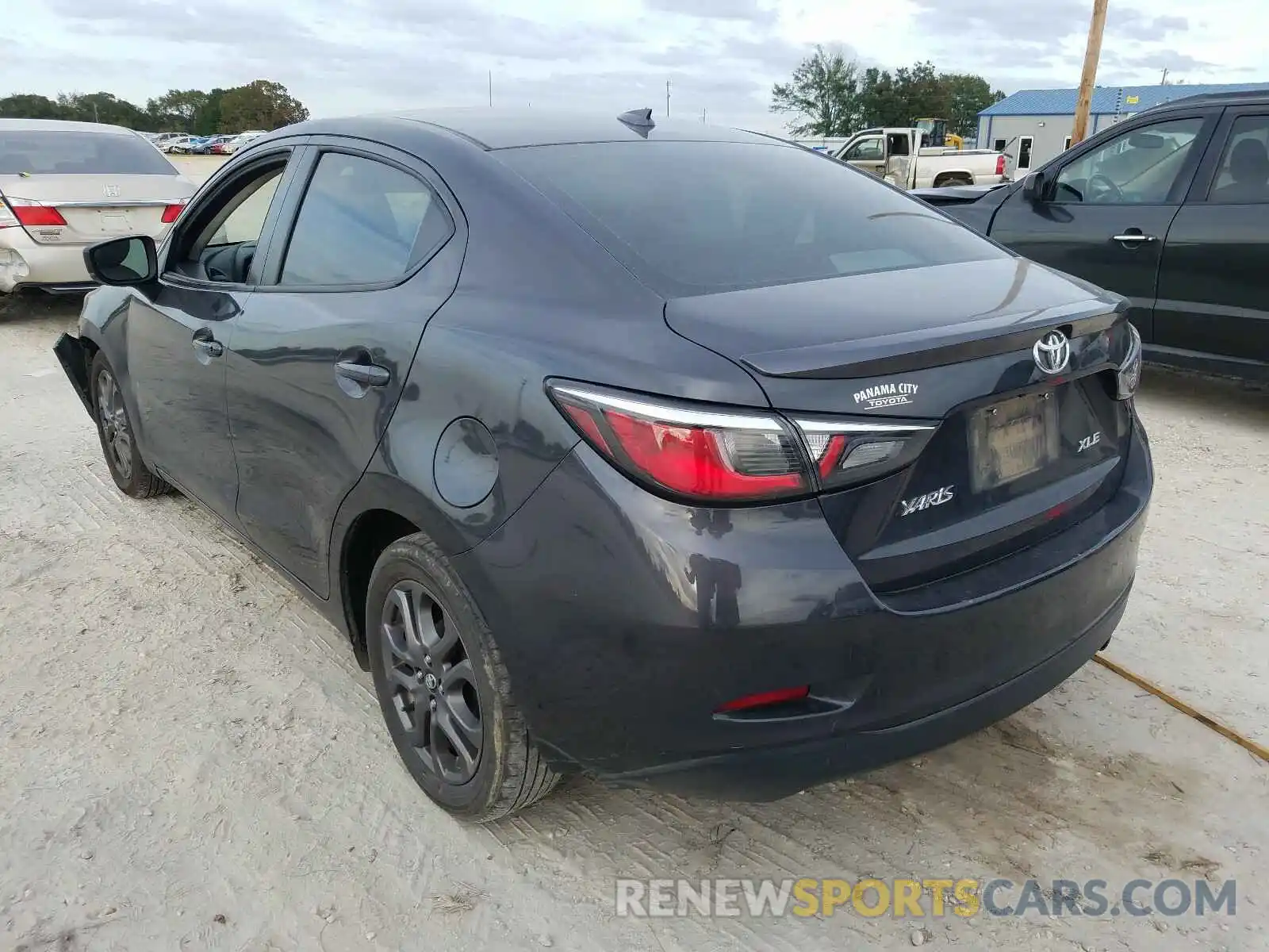 3 Photograph of a damaged car 3MYDLBYV3KY511619 TOYOTA YARIS 2019