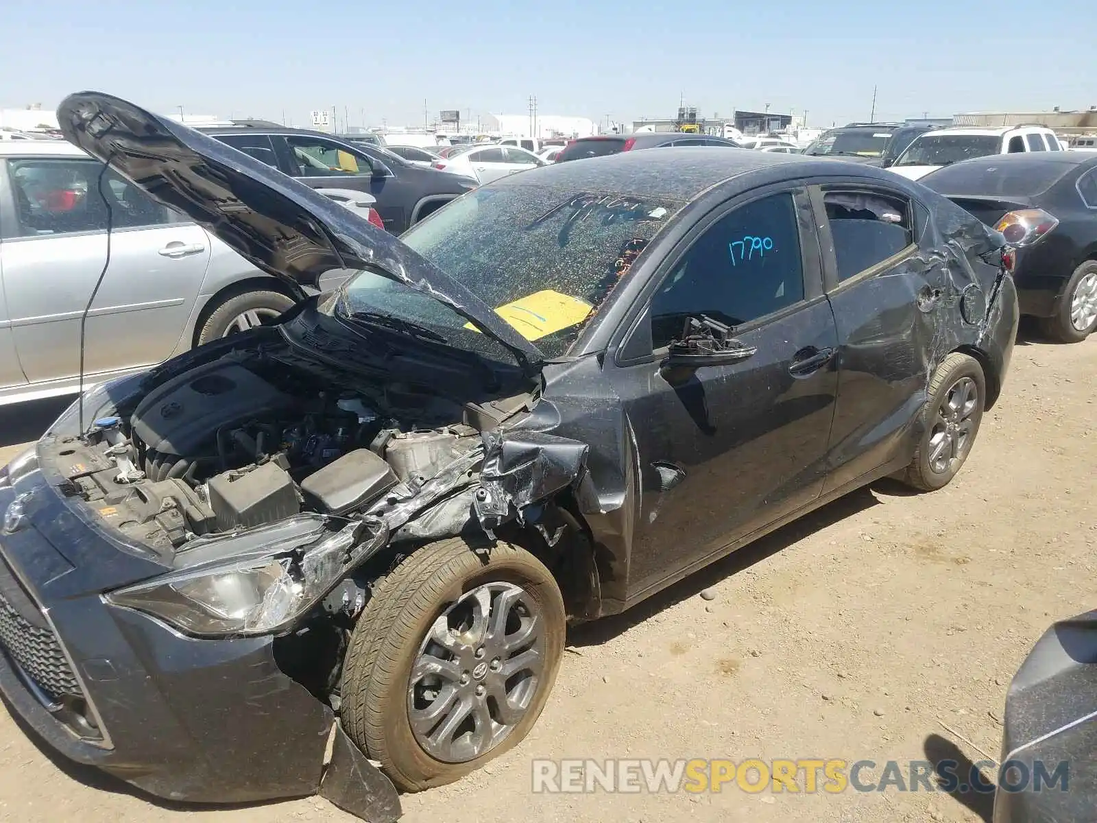 9 Photograph of a damaged car 3MYDLBYV3KY511698 TOYOTA YARIS 2019