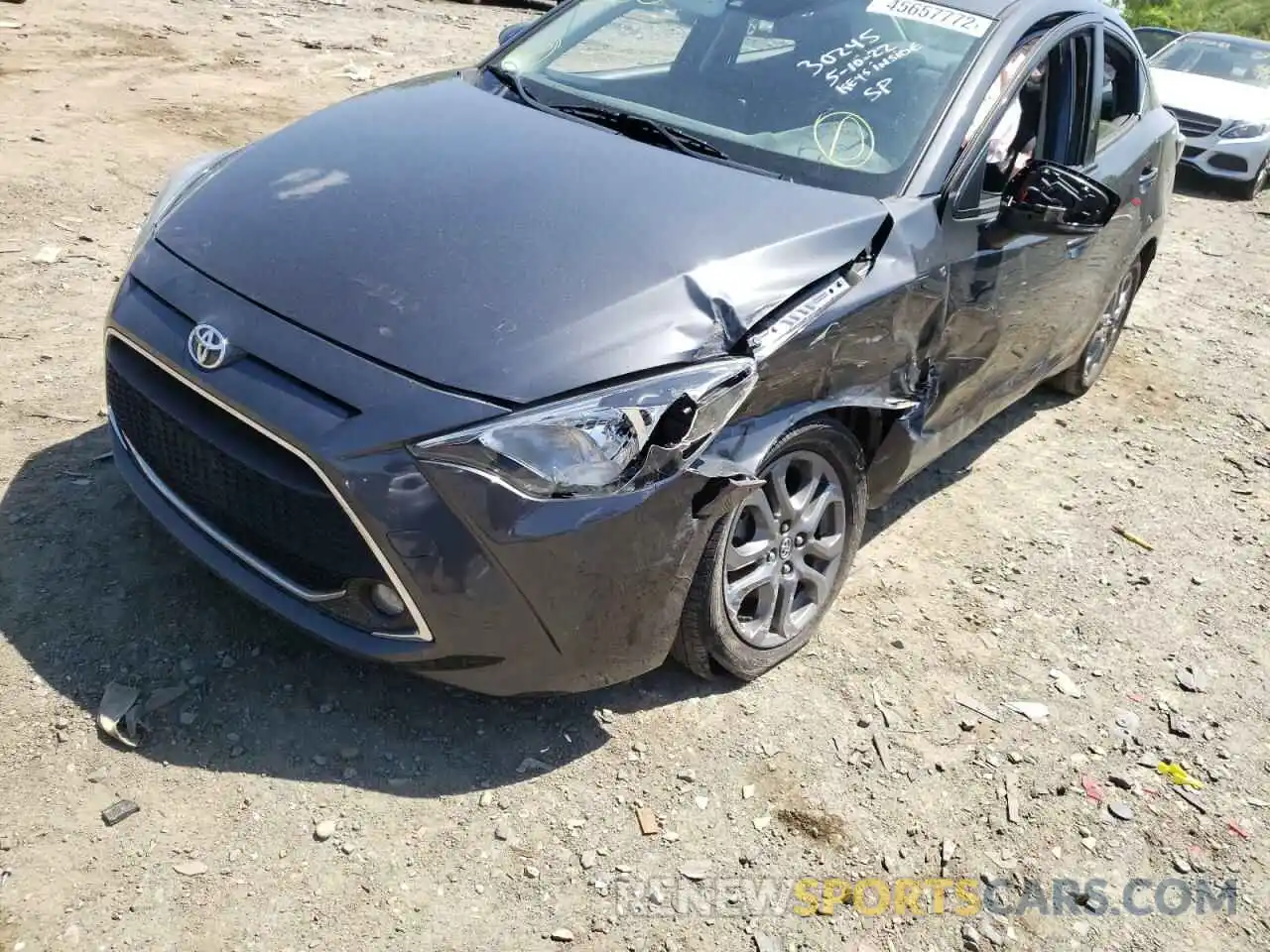 9 Photograph of a damaged car 3MYDLBYV3KY513130 TOYOTA YARIS 2019