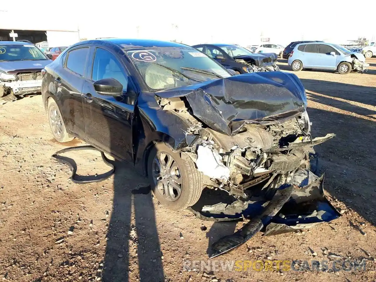 1 Photograph of a damaged car 3MYDLBYV3KY513242 TOYOTA YARIS 2019