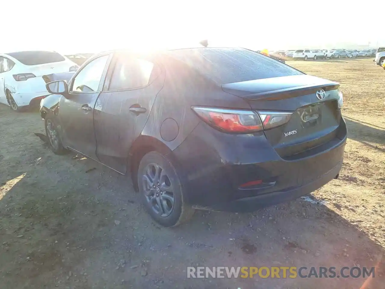 3 Photograph of a damaged car 3MYDLBYV3KY513242 TOYOTA YARIS 2019