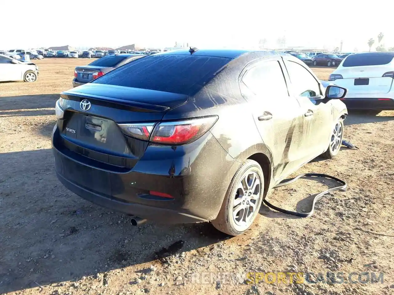 4 Photograph of a damaged car 3MYDLBYV3KY513242 TOYOTA YARIS 2019