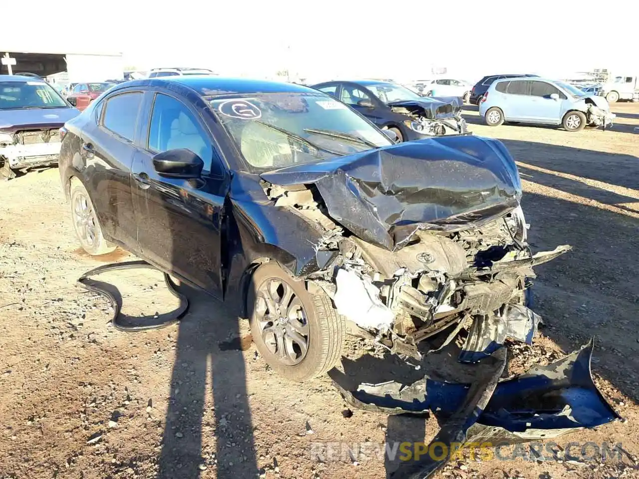 9 Photograph of a damaged car 3MYDLBYV3KY513242 TOYOTA YARIS 2019