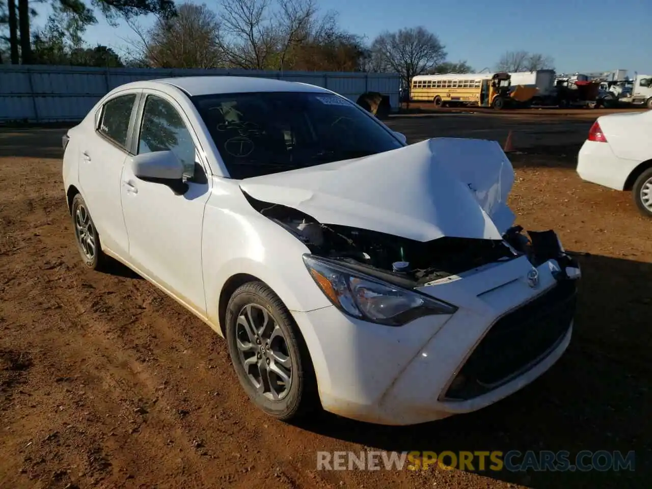 1 Photograph of a damaged car 3MYDLBYV3KY513774 TOYOTA YARIS 2019