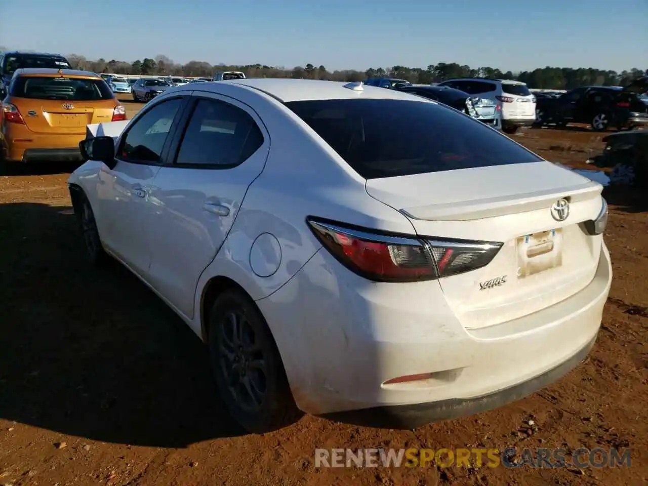 3 Photograph of a damaged car 3MYDLBYV3KY513774 TOYOTA YARIS 2019