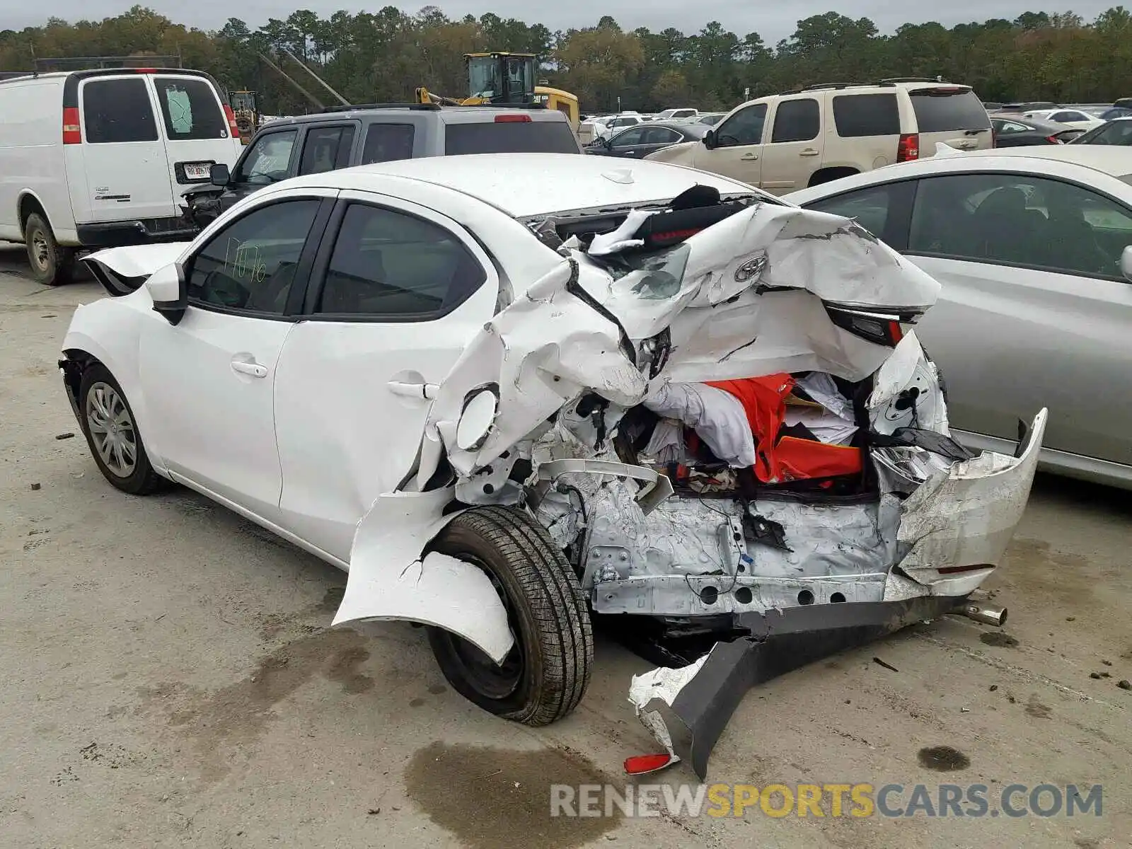 3 Photograph of a damaged car 3MYDLBYV3KY514780 TOYOTA YARIS 2019