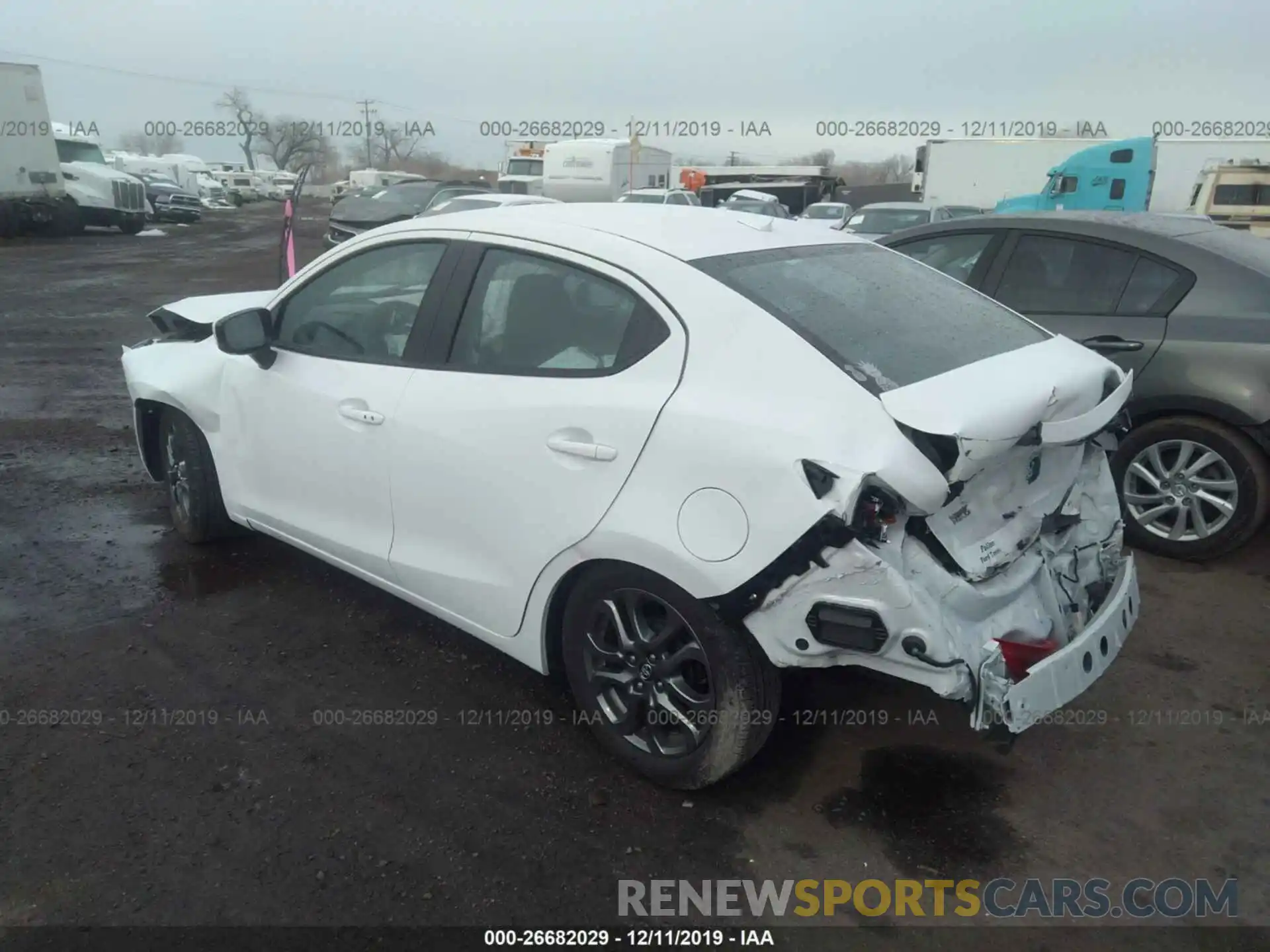 3 Photograph of a damaged car 3MYDLBYV3KY515122 TOYOTA YARIS 2019