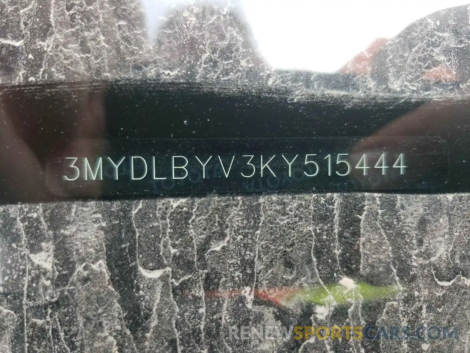 10 Photograph of a damaged car 3MYDLBYV3KY515444 TOYOTA YARIS 2019