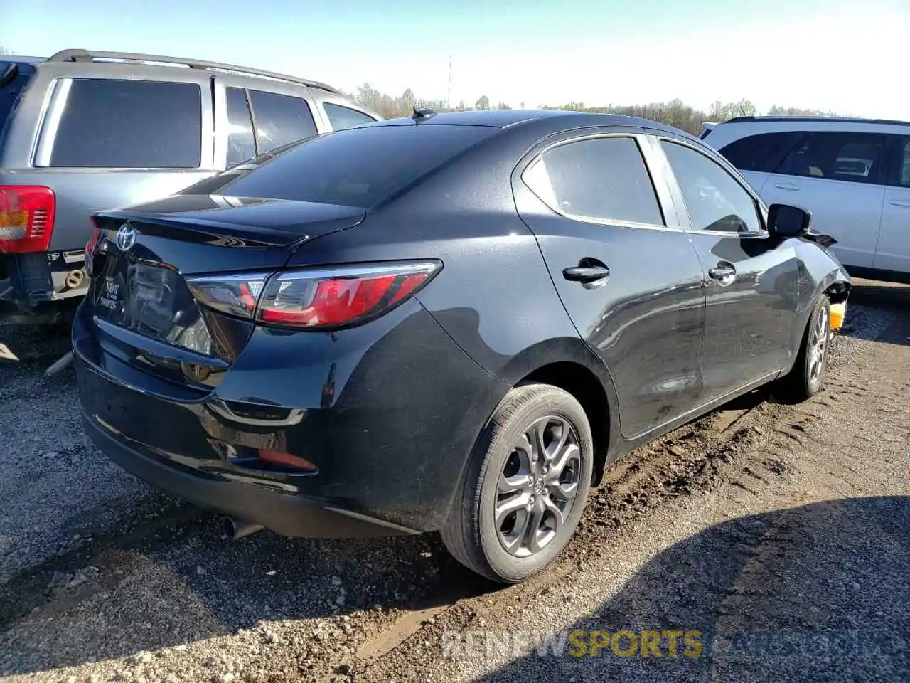 4 Photograph of a damaged car 3MYDLBYV3KY516061 TOYOTA YARIS 2019