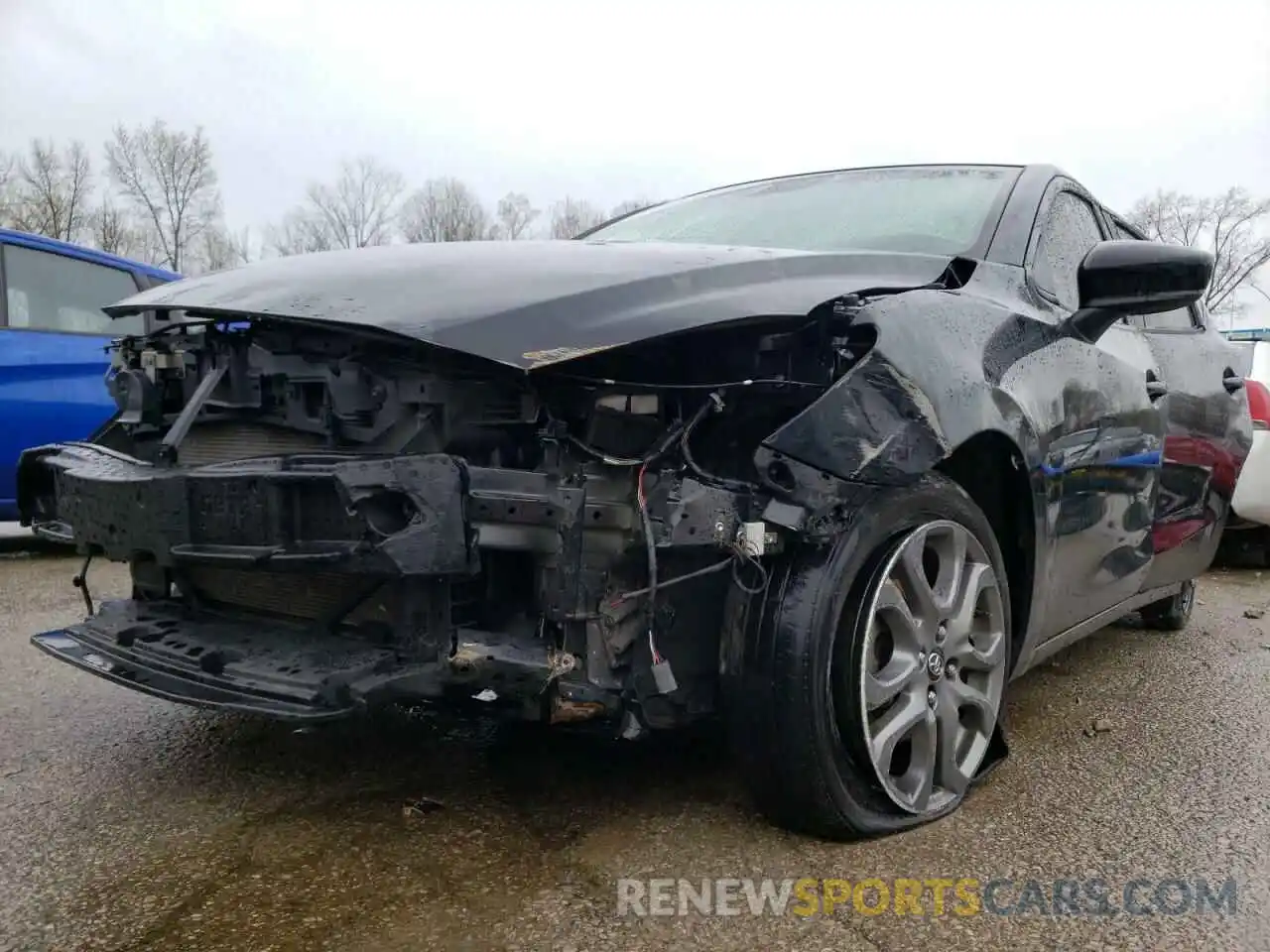 9 Photograph of a damaged car 3MYDLBYV3KY516061 TOYOTA YARIS 2019