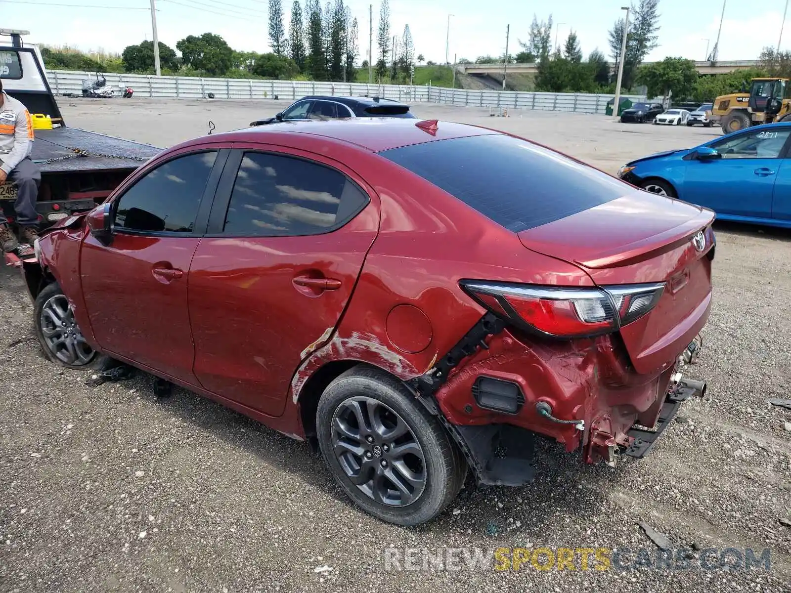 3 Photograph of a damaged car 3MYDLBYV3KY516402 TOYOTA YARIS 2019