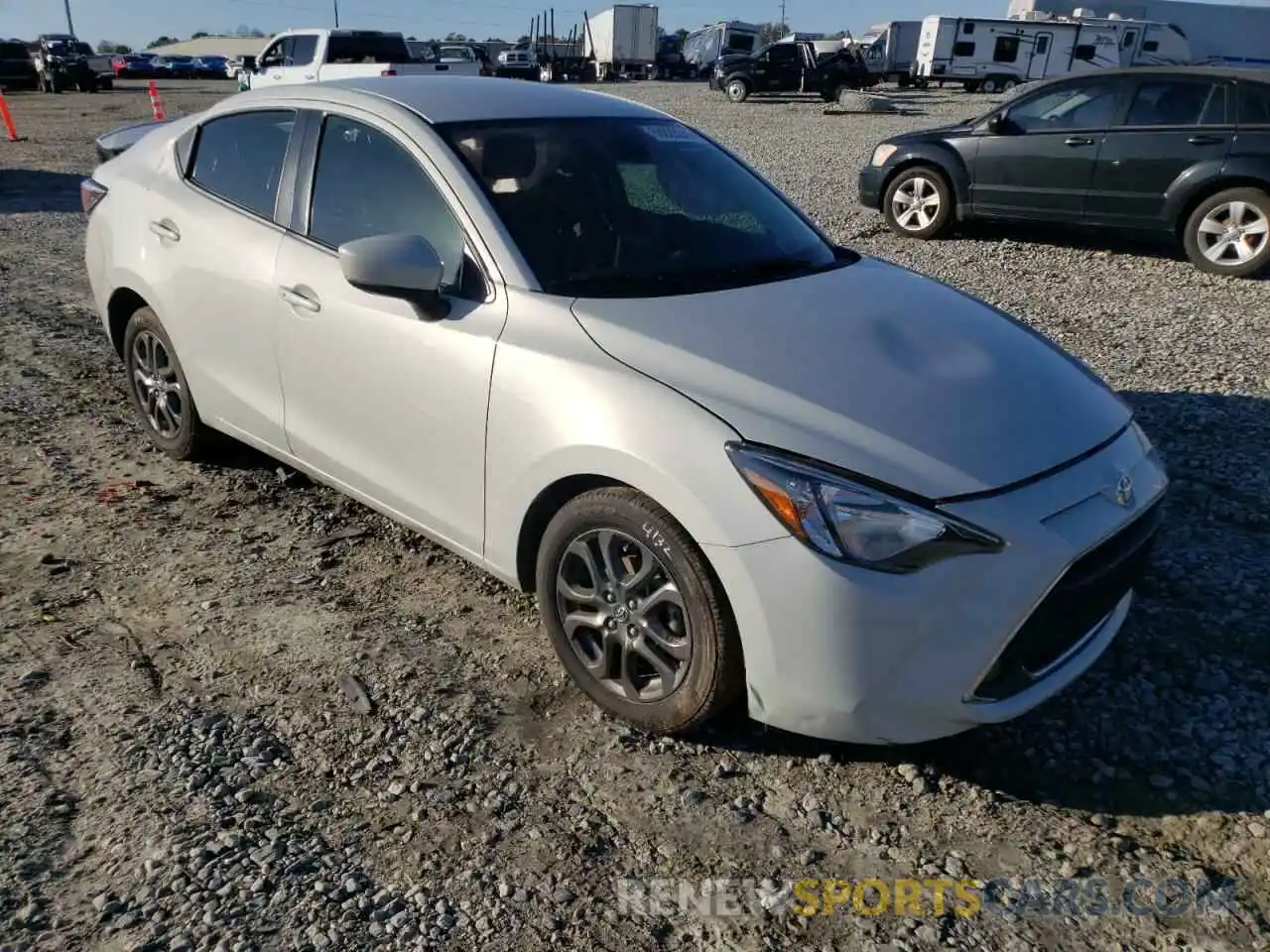 1 Photograph of a damaged car 3MYDLBYV3KY516755 TOYOTA YARIS 2019