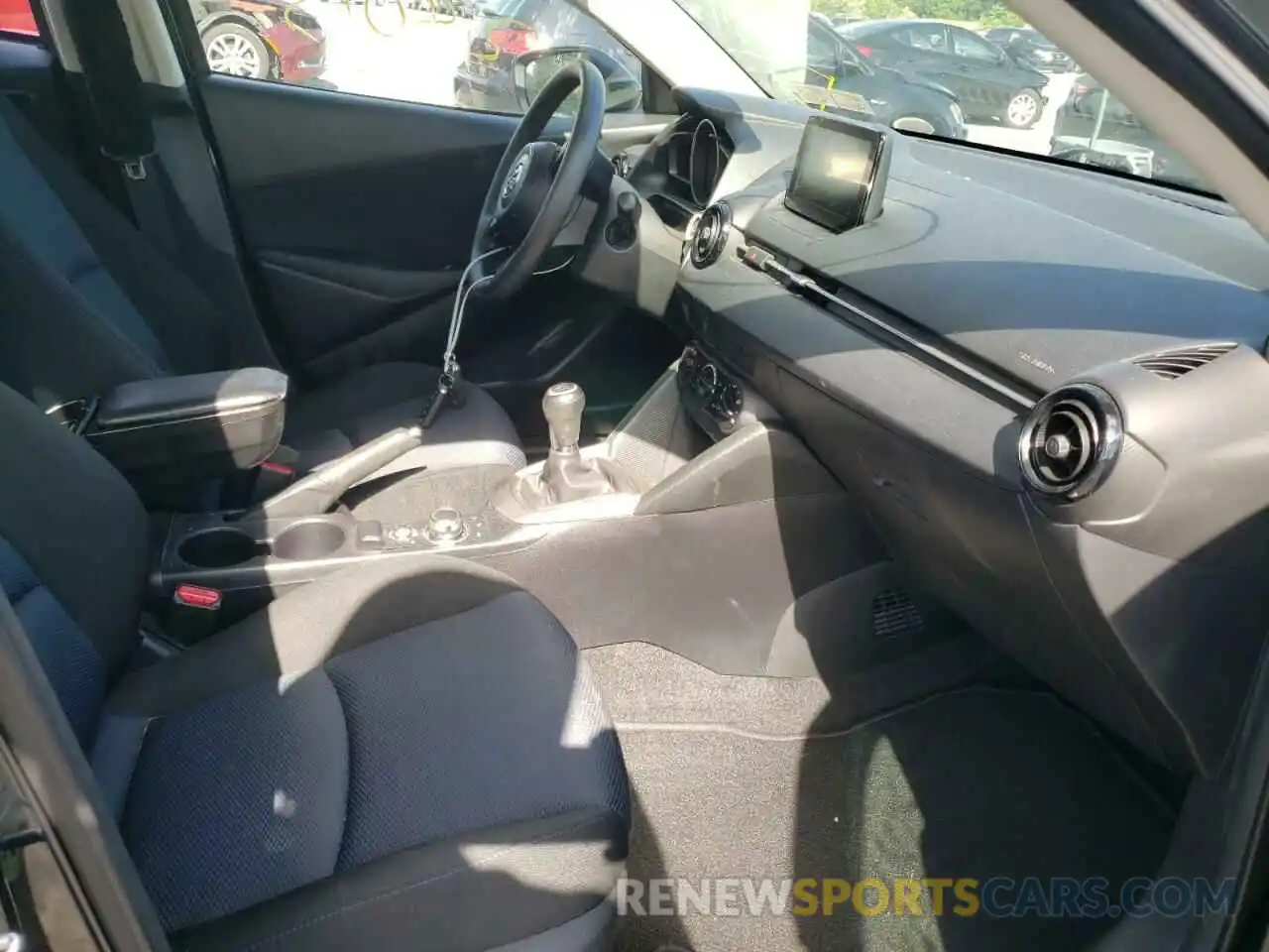 5 Photograph of a damaged car 3MYDLBYV3KY517128 TOYOTA YARIS 2019