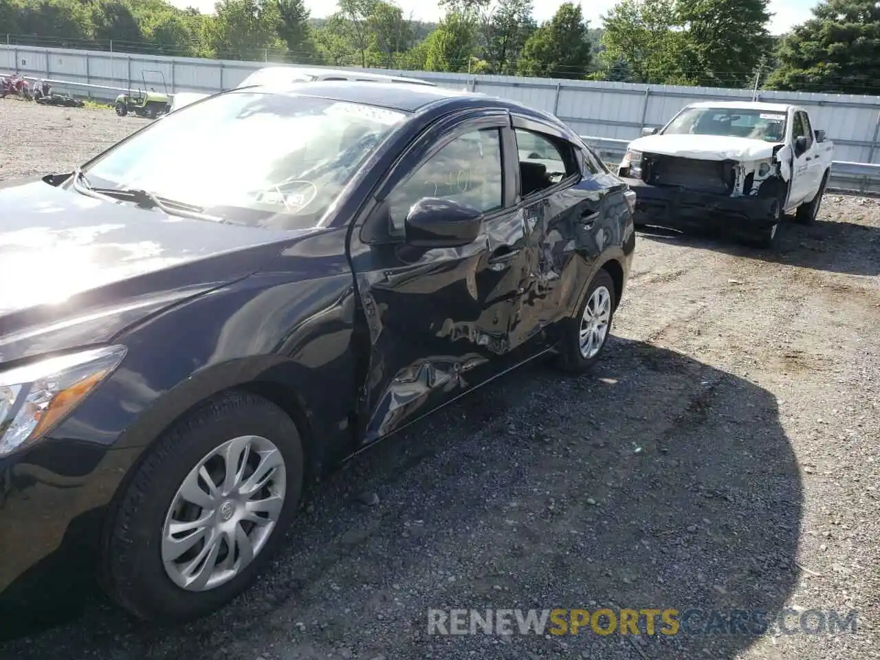 9 Photograph of a damaged car 3MYDLBYV3KY517128 TOYOTA YARIS 2019