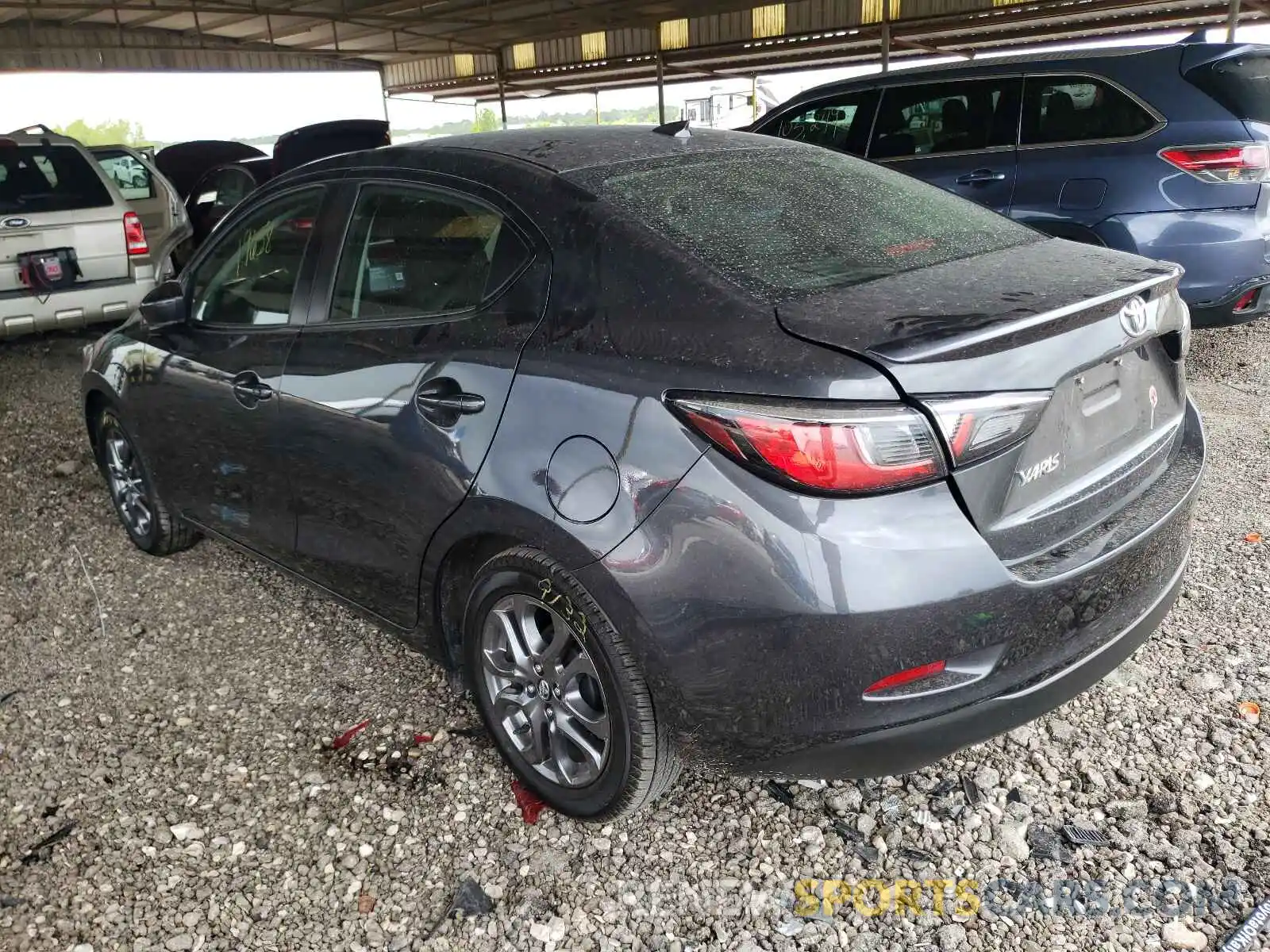 3 Photograph of a damaged car 3MYDLBYV3KY517789 TOYOTA YARIS 2019