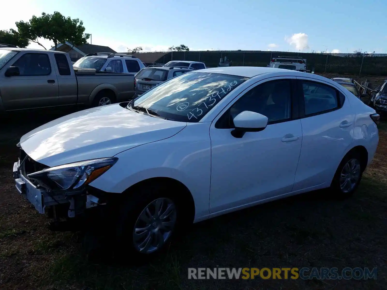 2 Photograph of a damaged car 3MYDLBYV3KY518330 TOYOTA YARIS 2019