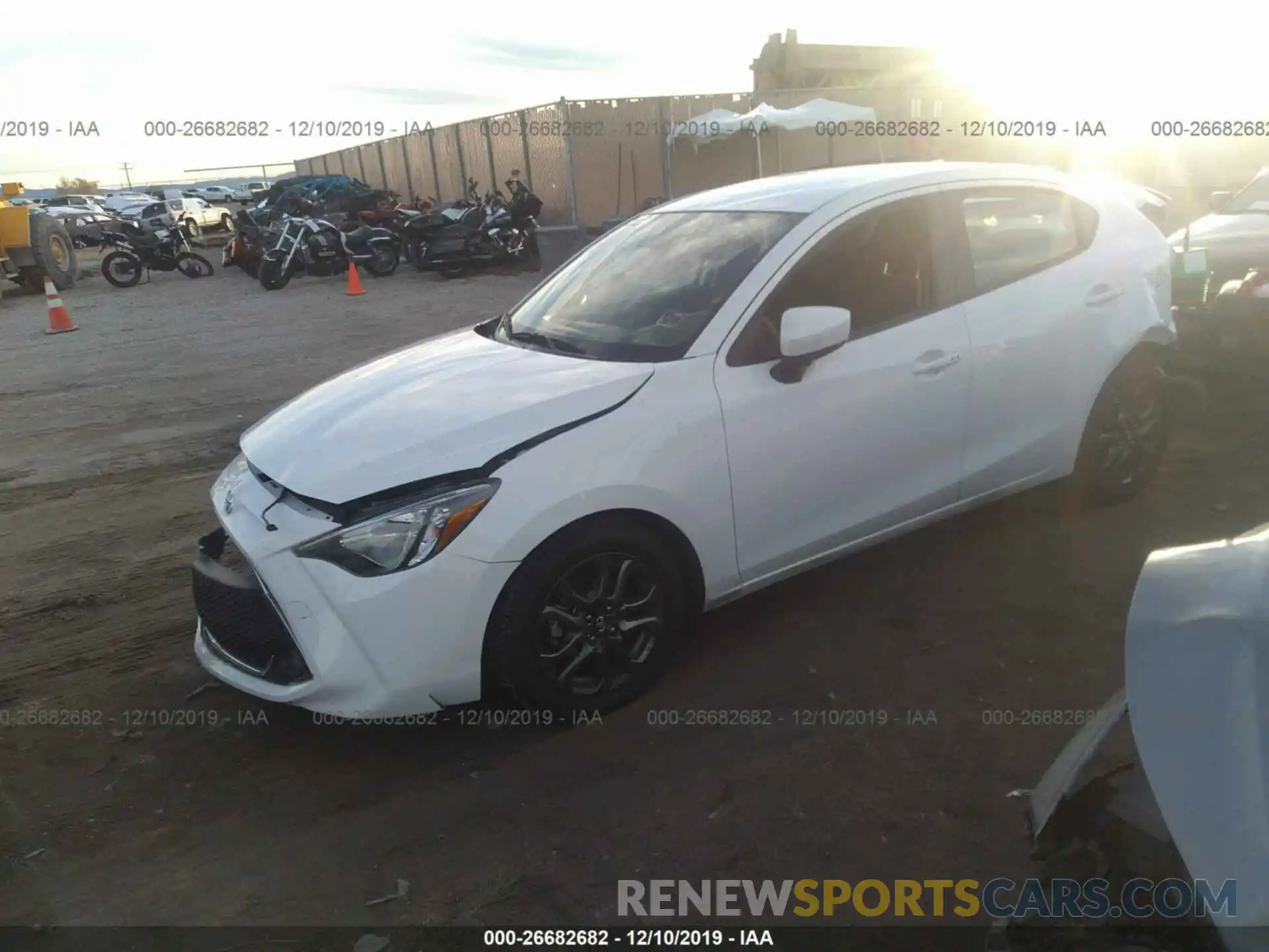 2 Photograph of a damaged car 3MYDLBYV3KY520241 TOYOTA YARIS 2019