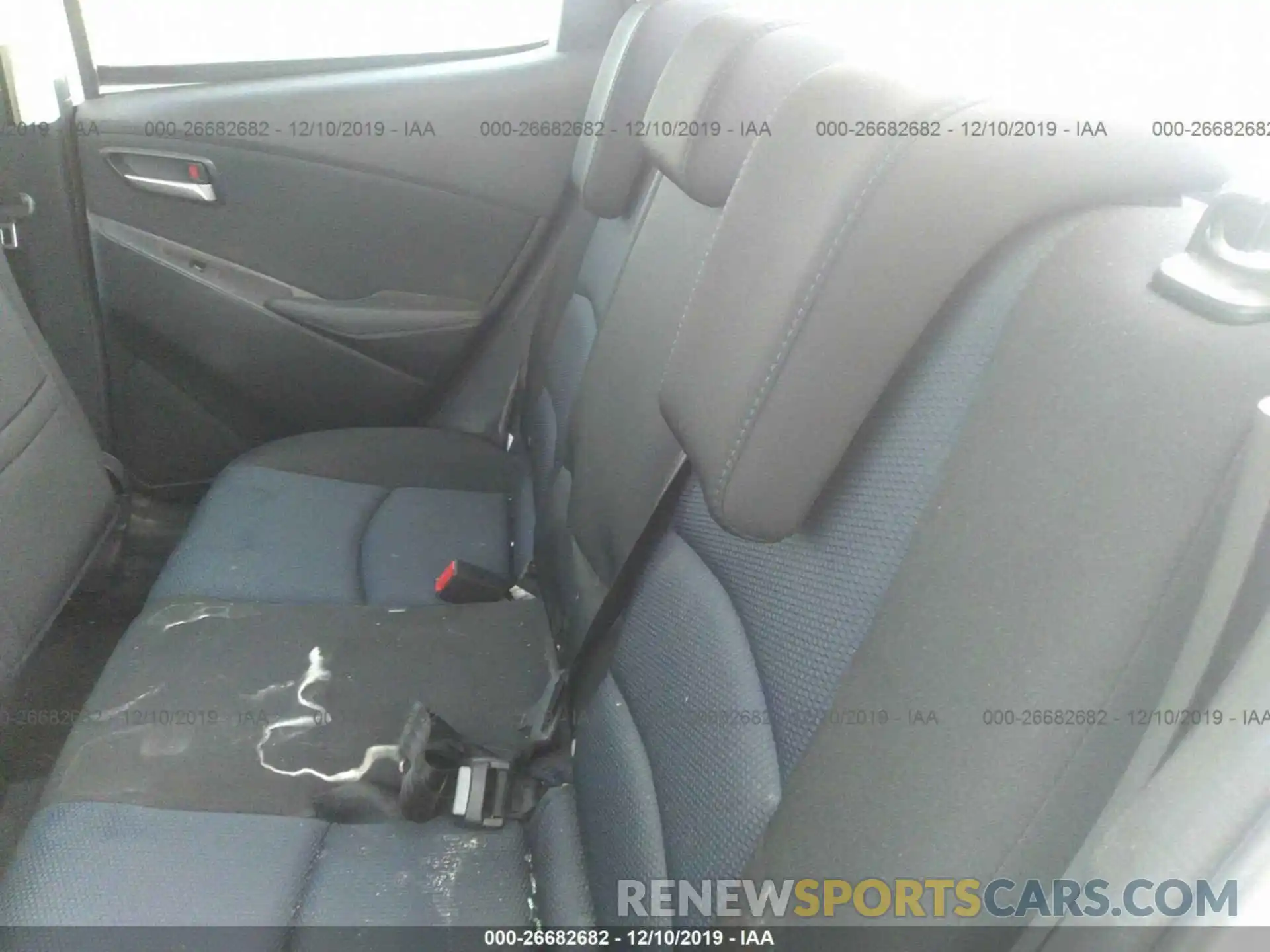 8 Photograph of a damaged car 3MYDLBYV3KY520241 TOYOTA YARIS 2019