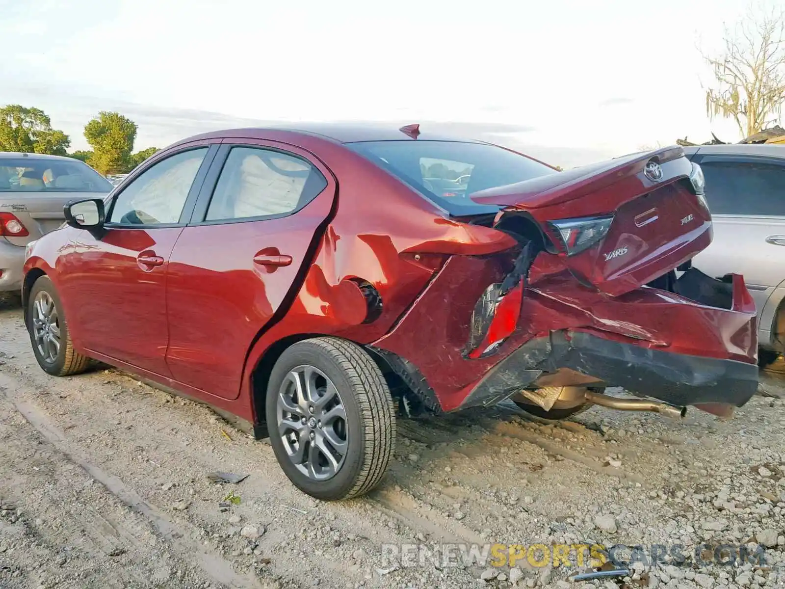 3 Photograph of a damaged car 3MYDLBYV3KY520353 TOYOTA YARIS 2019