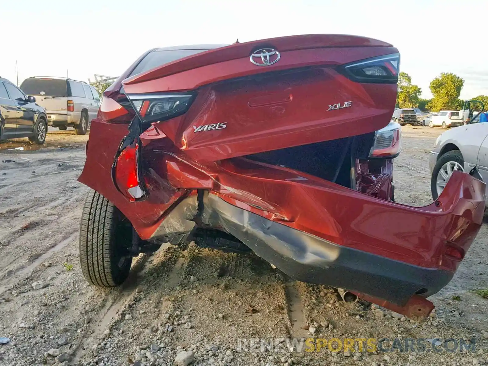 9 Photograph of a damaged car 3MYDLBYV3KY520353 TOYOTA YARIS 2019