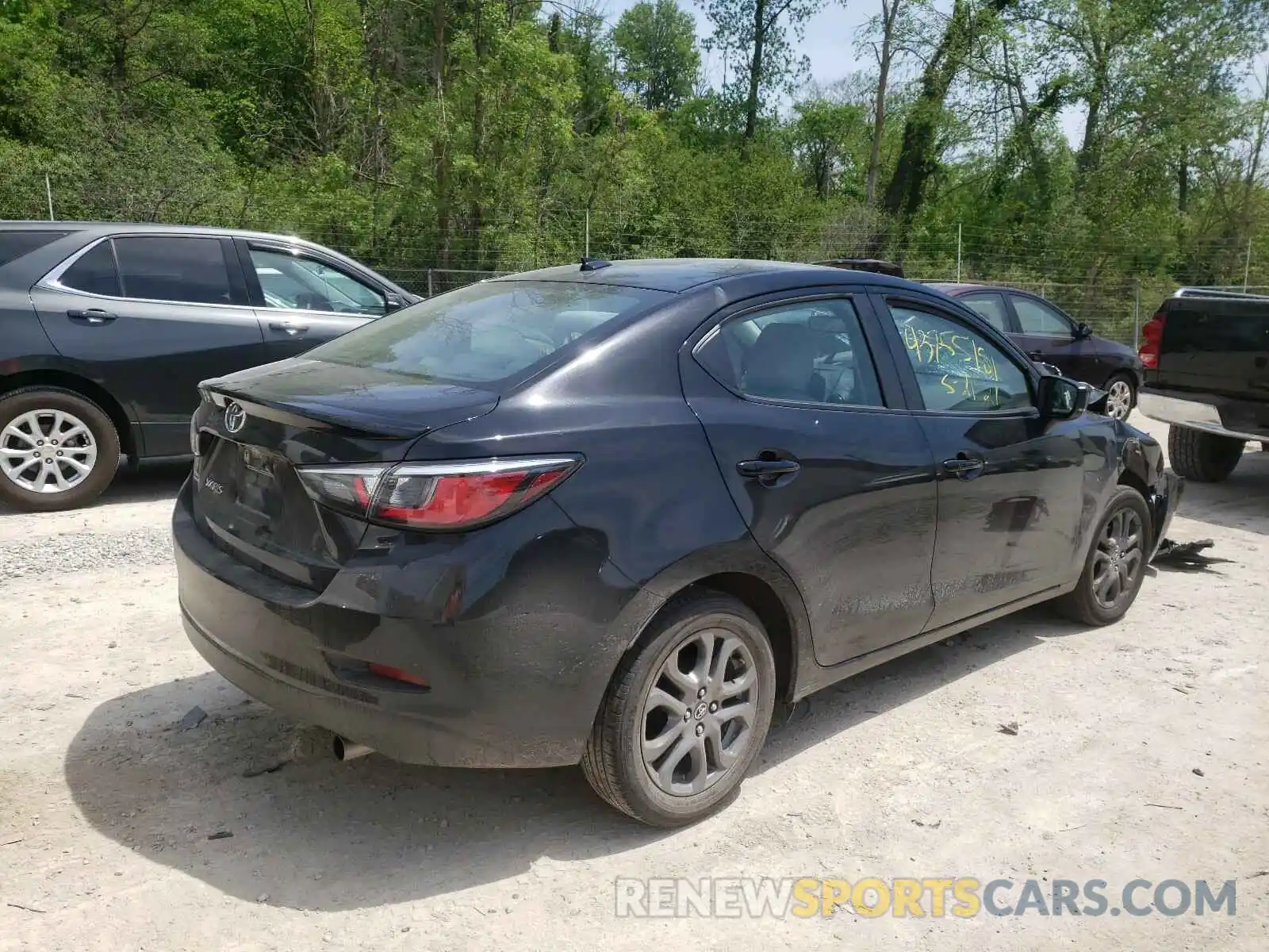 4 Photograph of a damaged car 3MYDLBYV3KY520448 TOYOTA YARIS 2019