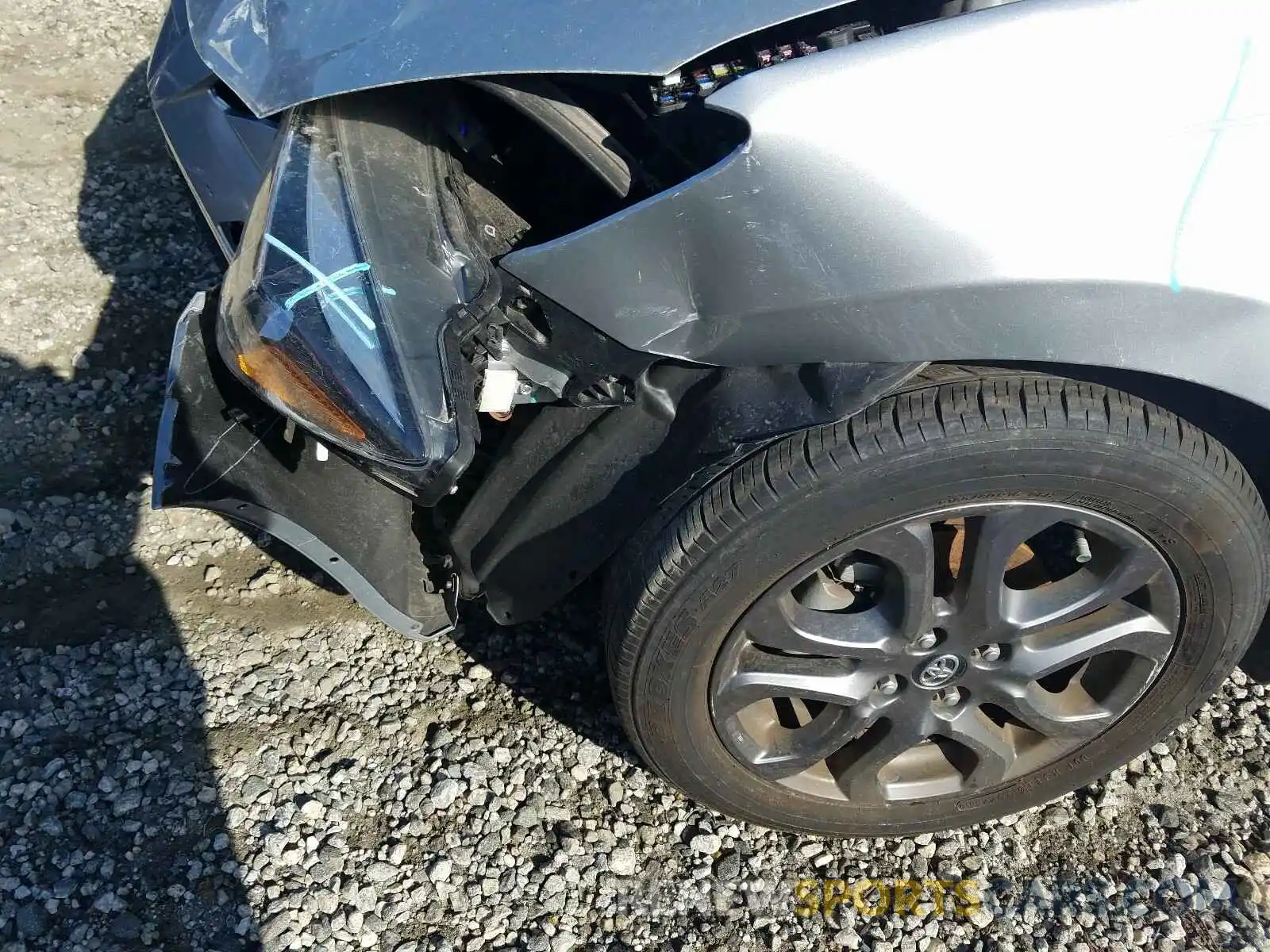 8 Photograph of a damaged car 3MYDLBYV3KY520451 TOYOTA YARIS 2019