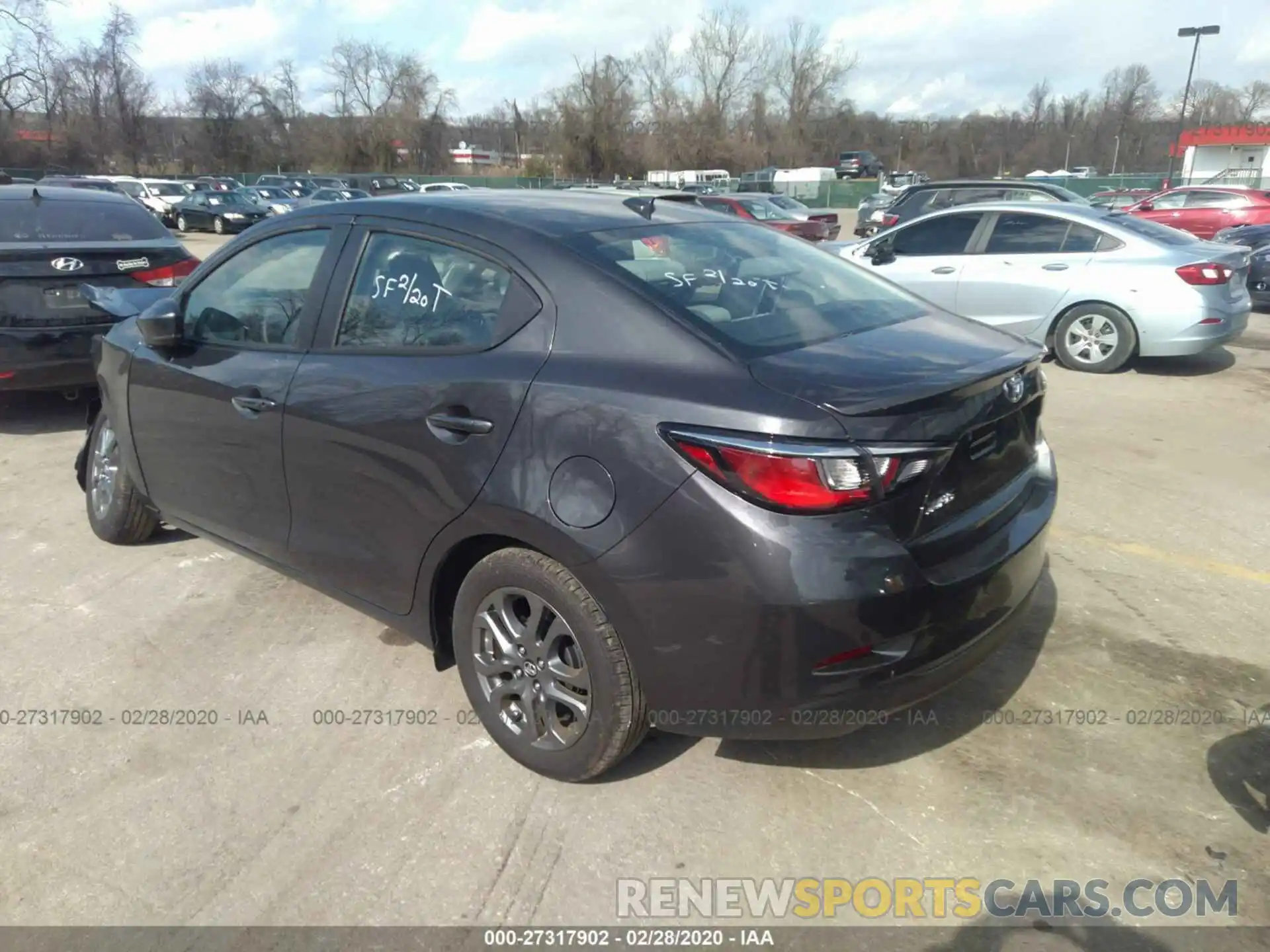 3 Photograph of a damaged car 3MYDLBYV3KY520725 TOYOTA YARIS 2019