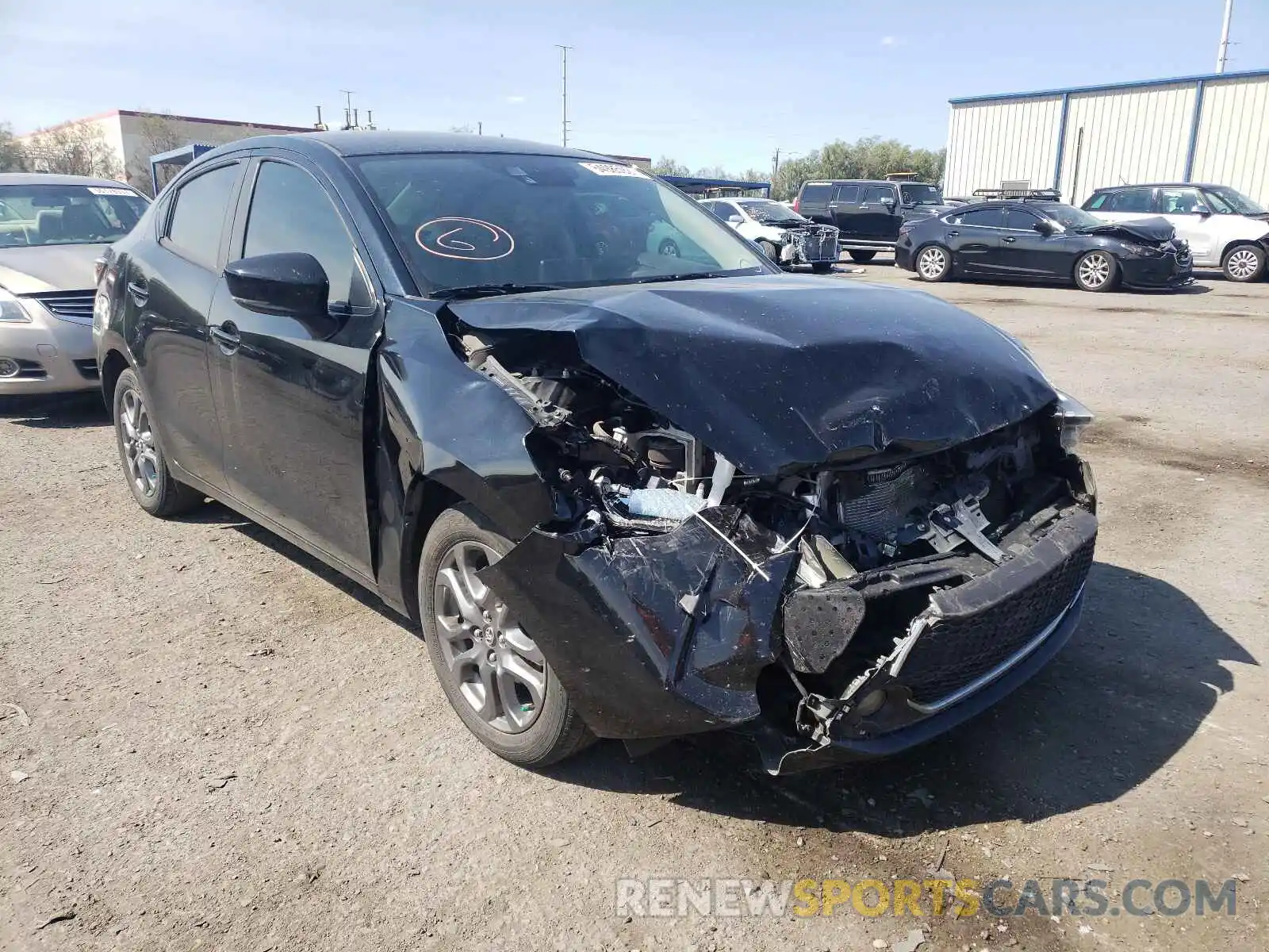 1 Photograph of a damaged car 3MYDLBYV3KY522281 TOYOTA YARIS 2019