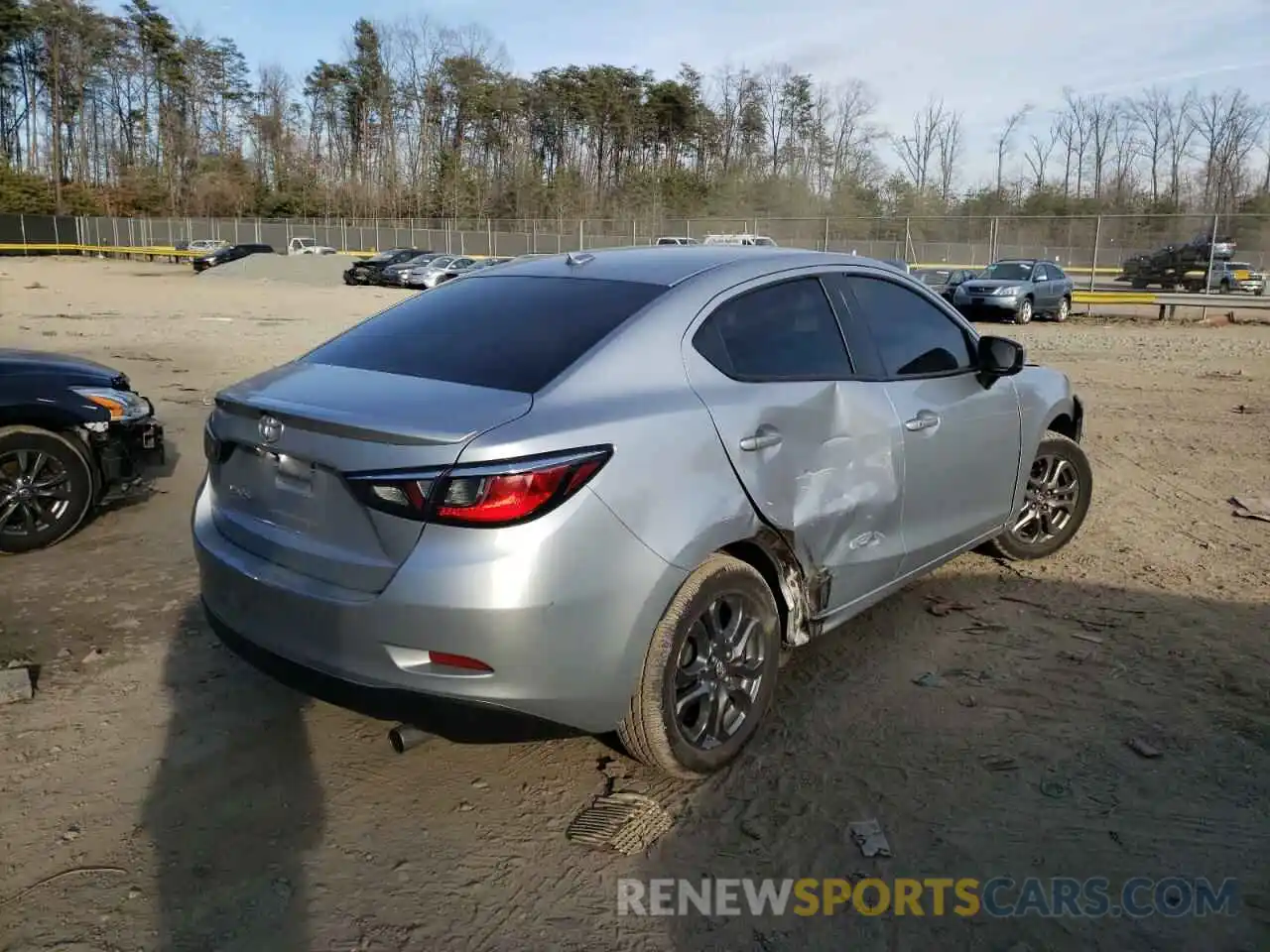 4 Photograph of a damaged car 3MYDLBYV3KY522605 TOYOTA YARIS 2019