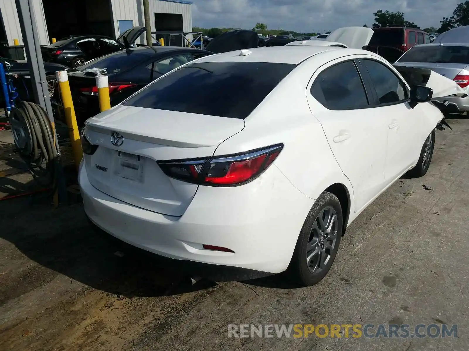 4 Photograph of a damaged car 3MYDLBYV3KY523026 TOYOTA YARIS 2019