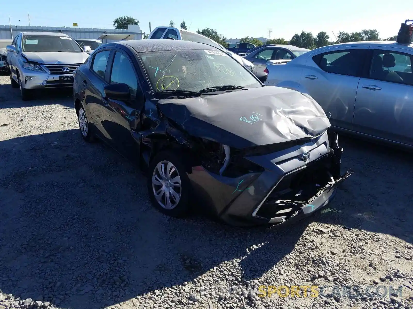 1 Photograph of a damaged car 3MYDLBYV3KY524533 TOYOTA YARIS 2019