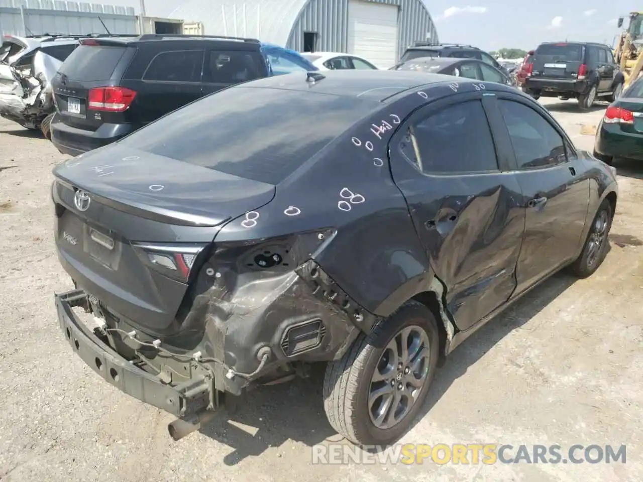 4 Photograph of a damaged car 3MYDLBYV3KY526234 TOYOTA YARIS 2019