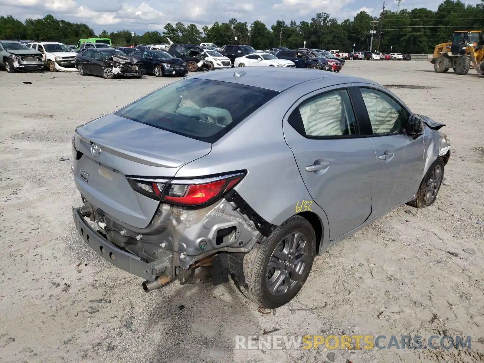 4 Photograph of a damaged car 3MYDLBYV4KY500175 TOYOTA YARIS 2019