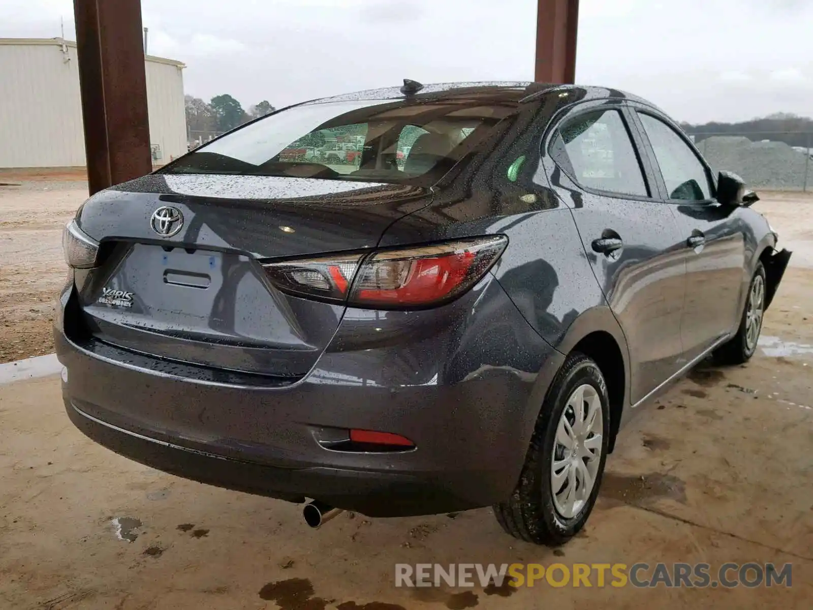 4 Photograph of a damaged car 3MYDLBYV4KY501469 TOYOTA YARIS 2019