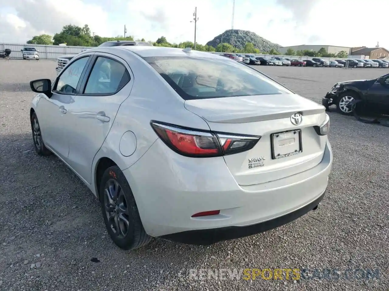 3 Photograph of a damaged car 3MYDLBYV4KY502962 TOYOTA YARIS 2019