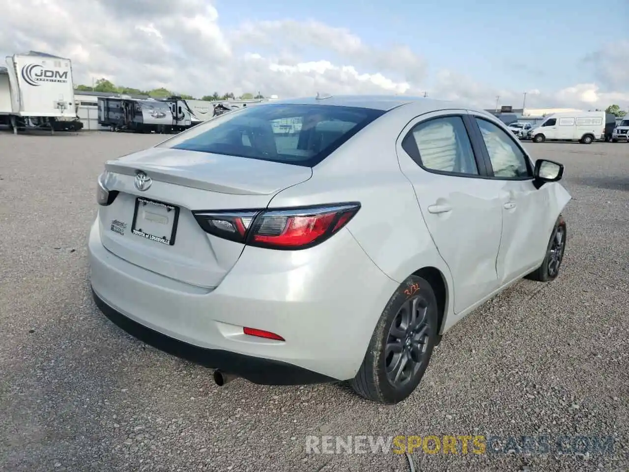 4 Photograph of a damaged car 3MYDLBYV4KY502962 TOYOTA YARIS 2019