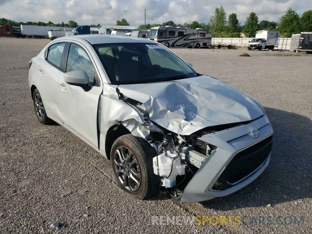 9 Photograph of a damaged car 3MYDLBYV4KY502962 TOYOTA YARIS 2019