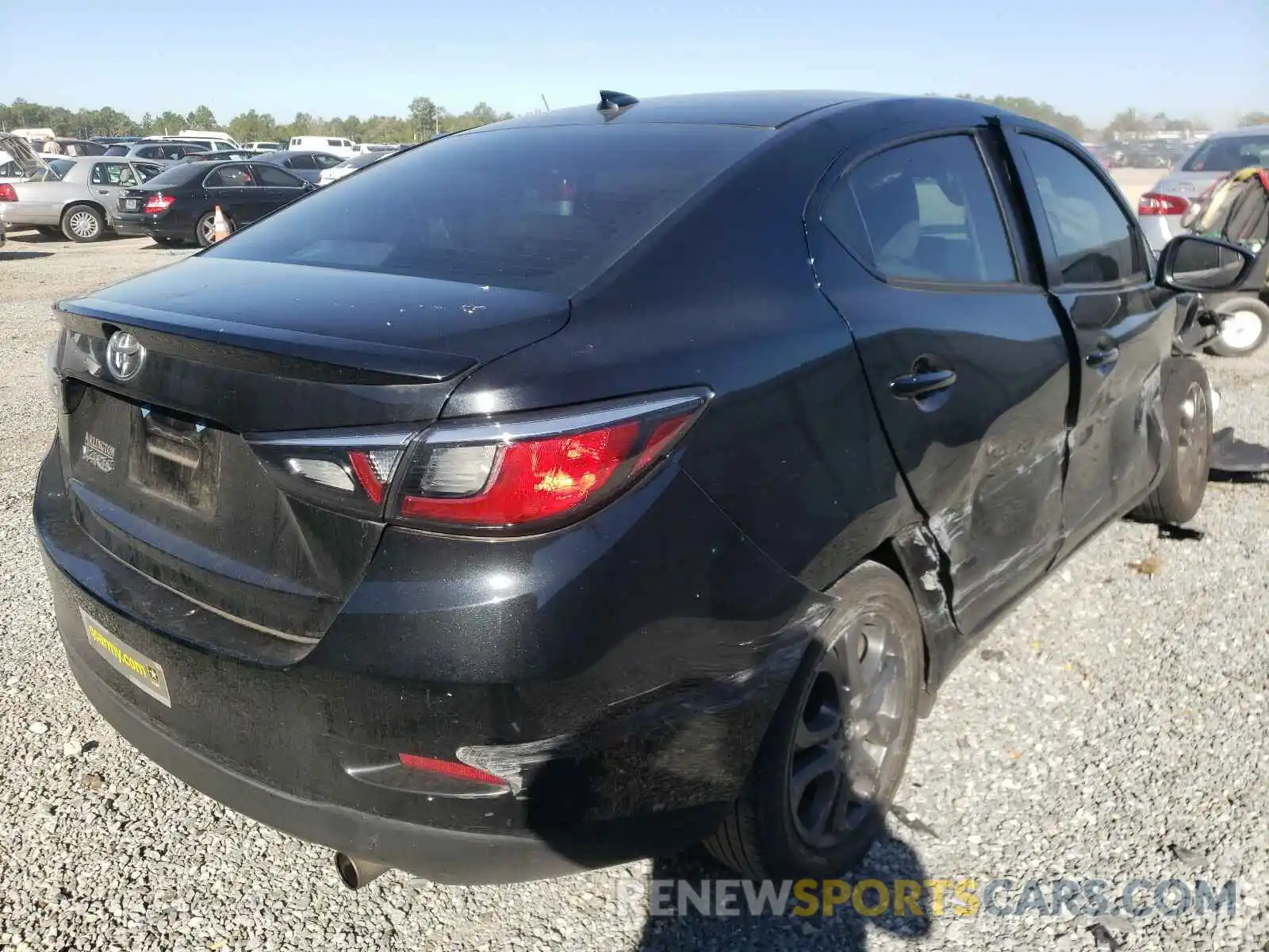 4 Photograph of a damaged car 3MYDLBYV4KY503156 TOYOTA YARIS 2019