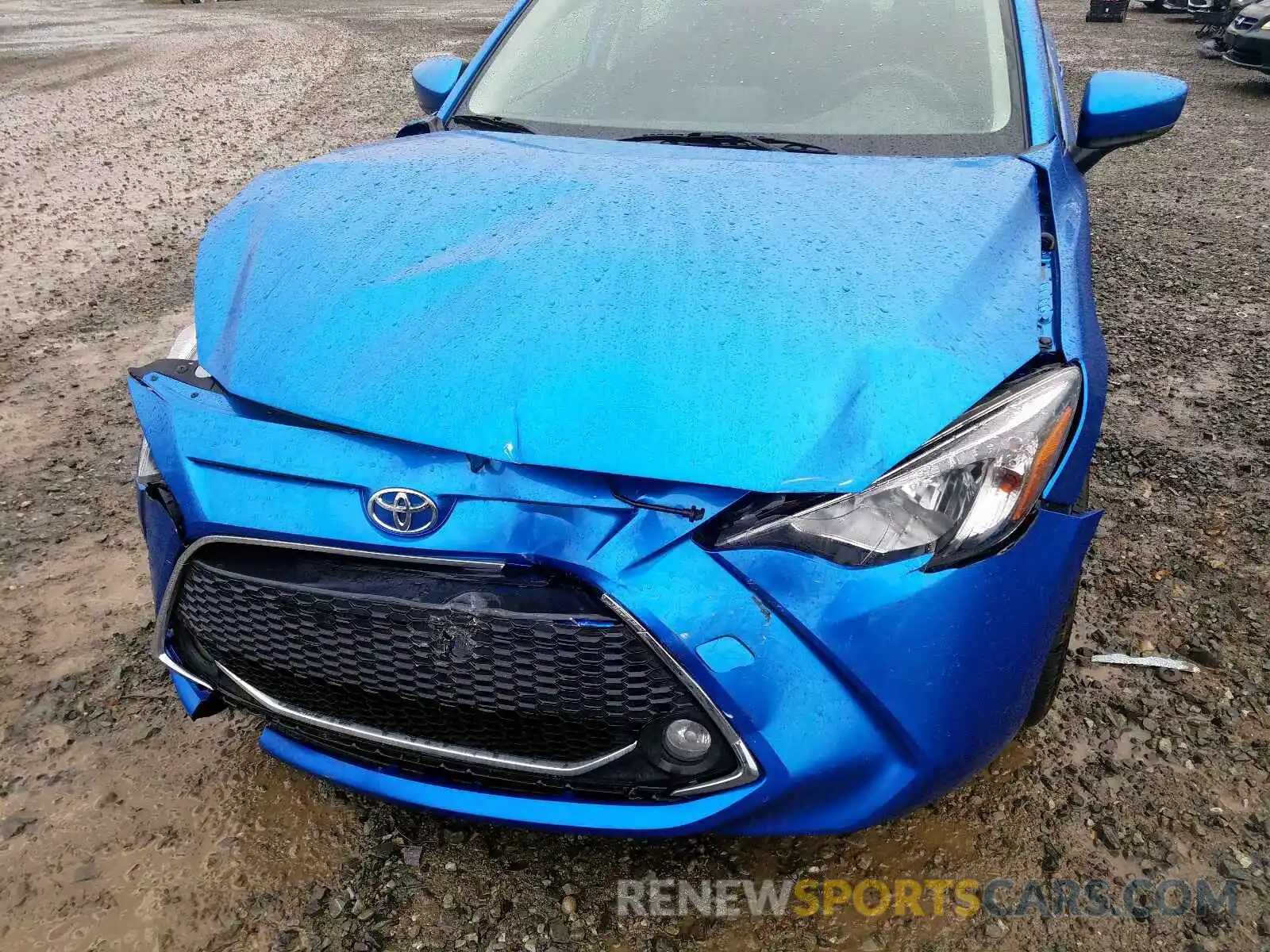 9 Photograph of a damaged car 3MYDLBYV4KY503318 TOYOTA YARIS 2019